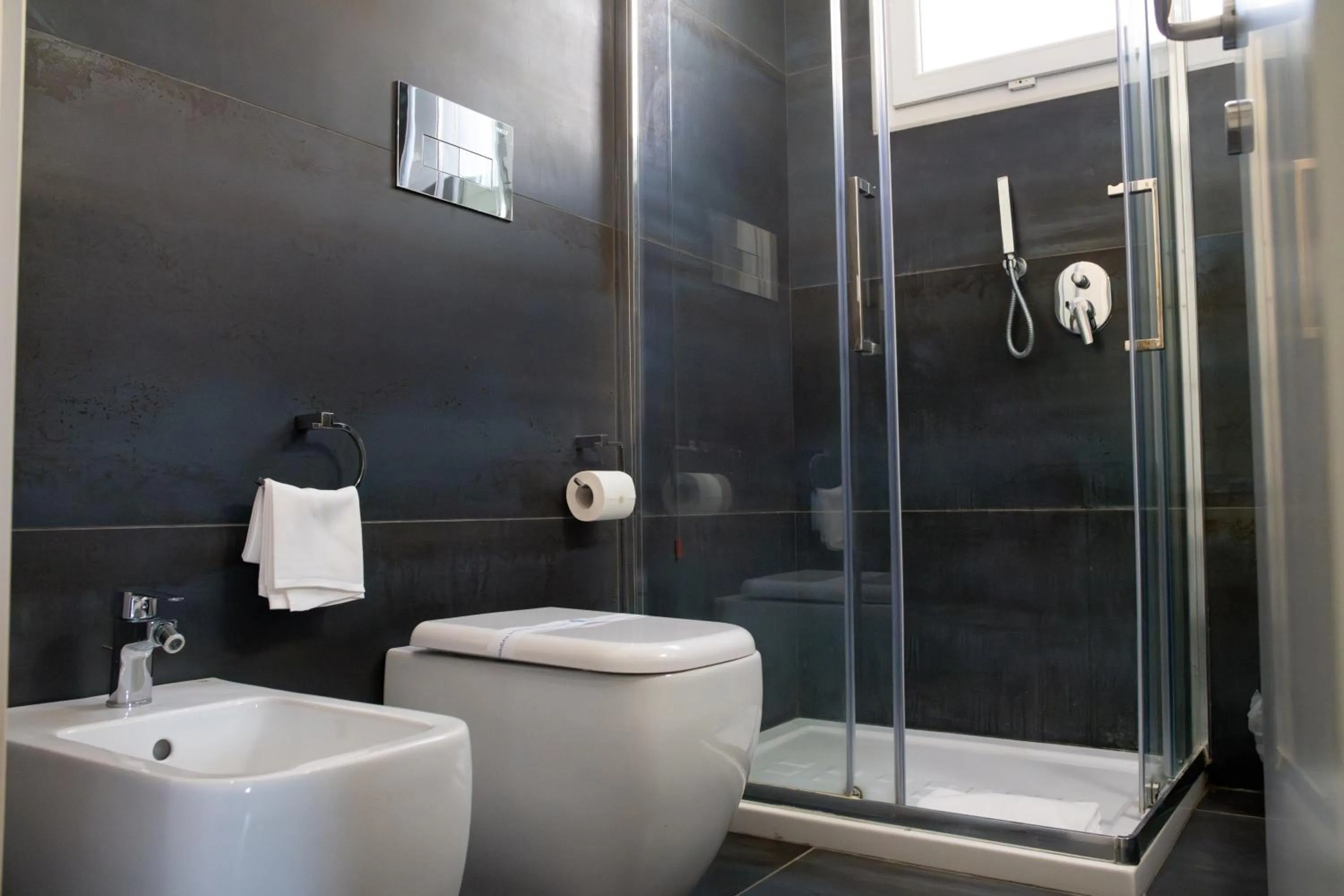 Shower in Palazzo Cappuccini Art Relais