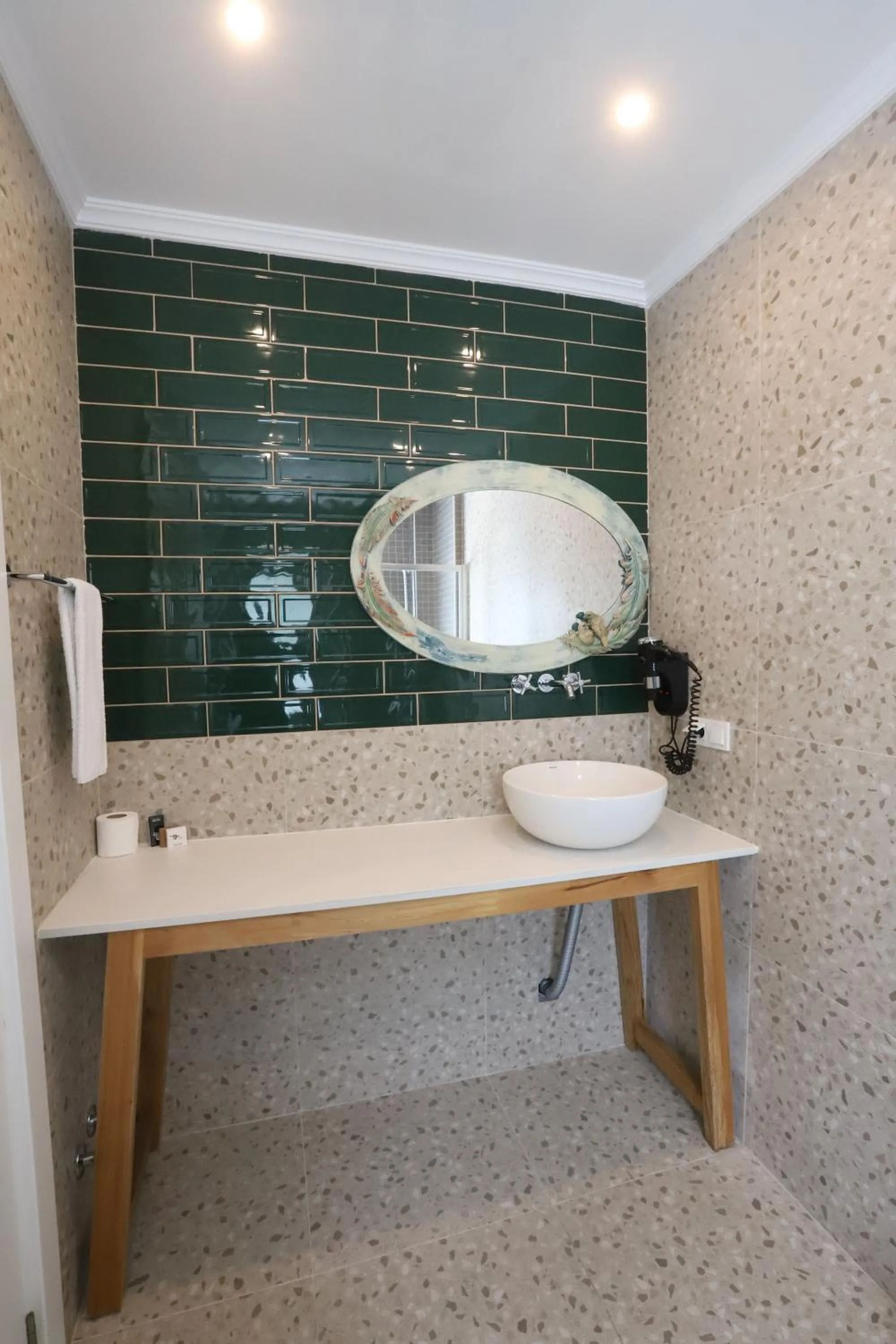 Bathroom in Dolphin Park Hotel