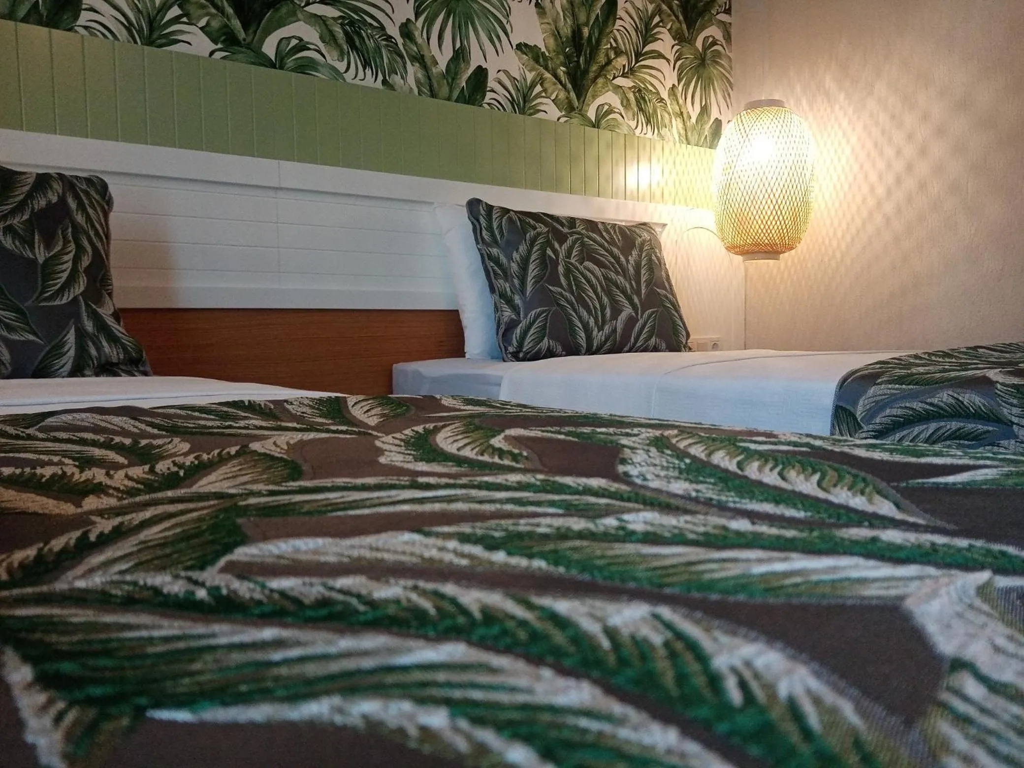 Bed in Dolphin Park Hotel