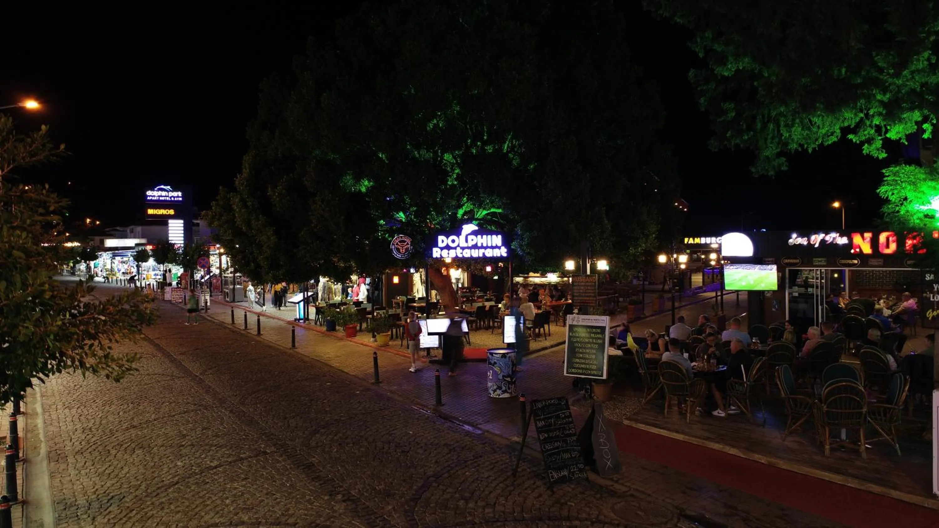 Property building in Dolphin Park Hotel