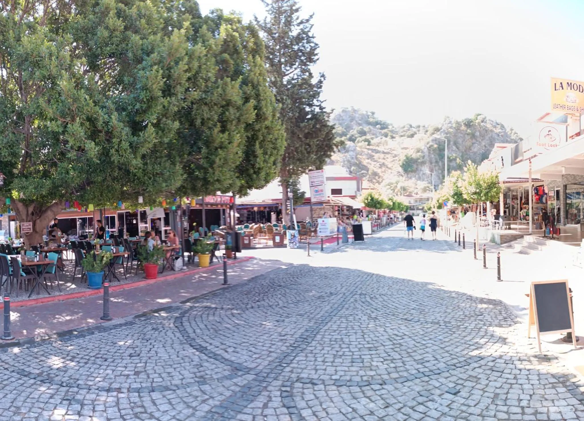 Property building in Dolphin Park Hotel