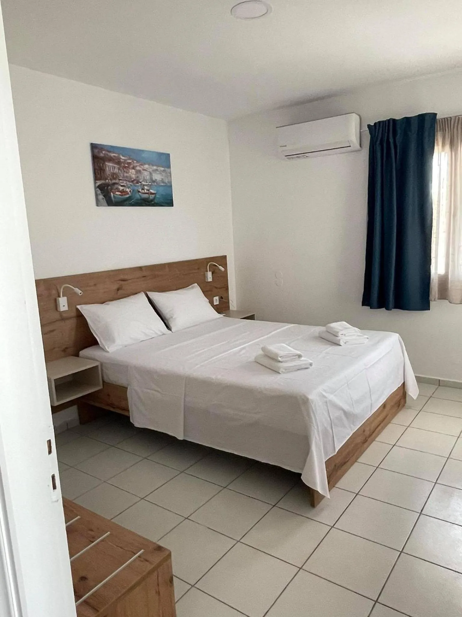 Bed in Coralli Beach Hotel