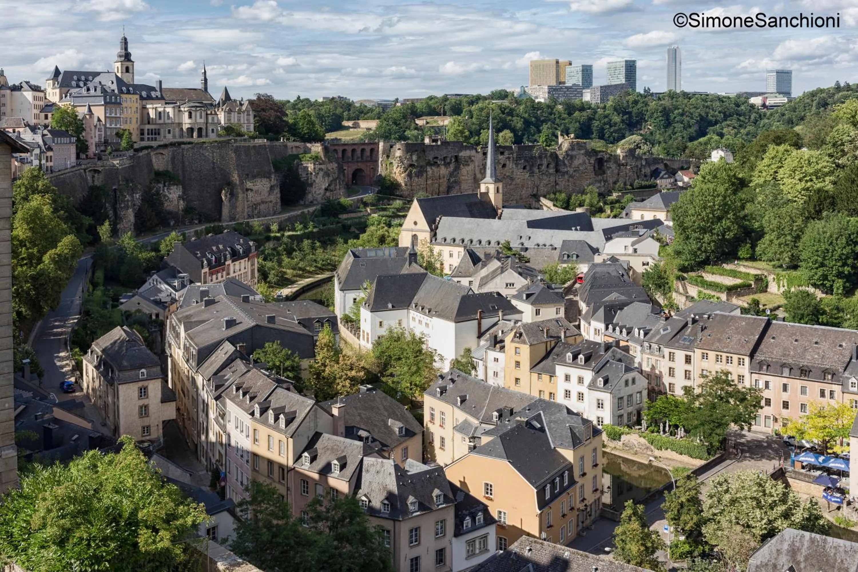 Nearby landmark in The Queen Luxury Apartments - Villa Liberty