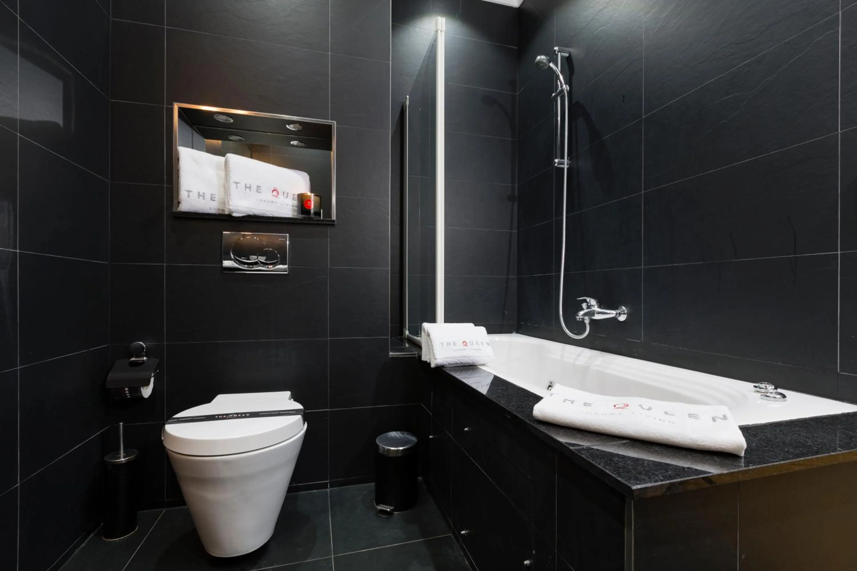 Toilet in The Queen Luxury Apartments - Villa Liberty