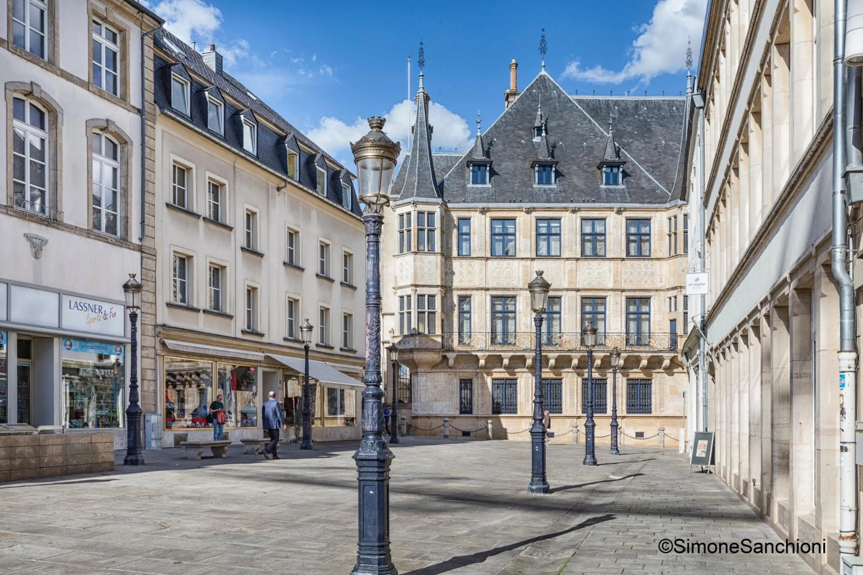 Nearby landmark in The Queen Luxury Apartments - Villa Liberty