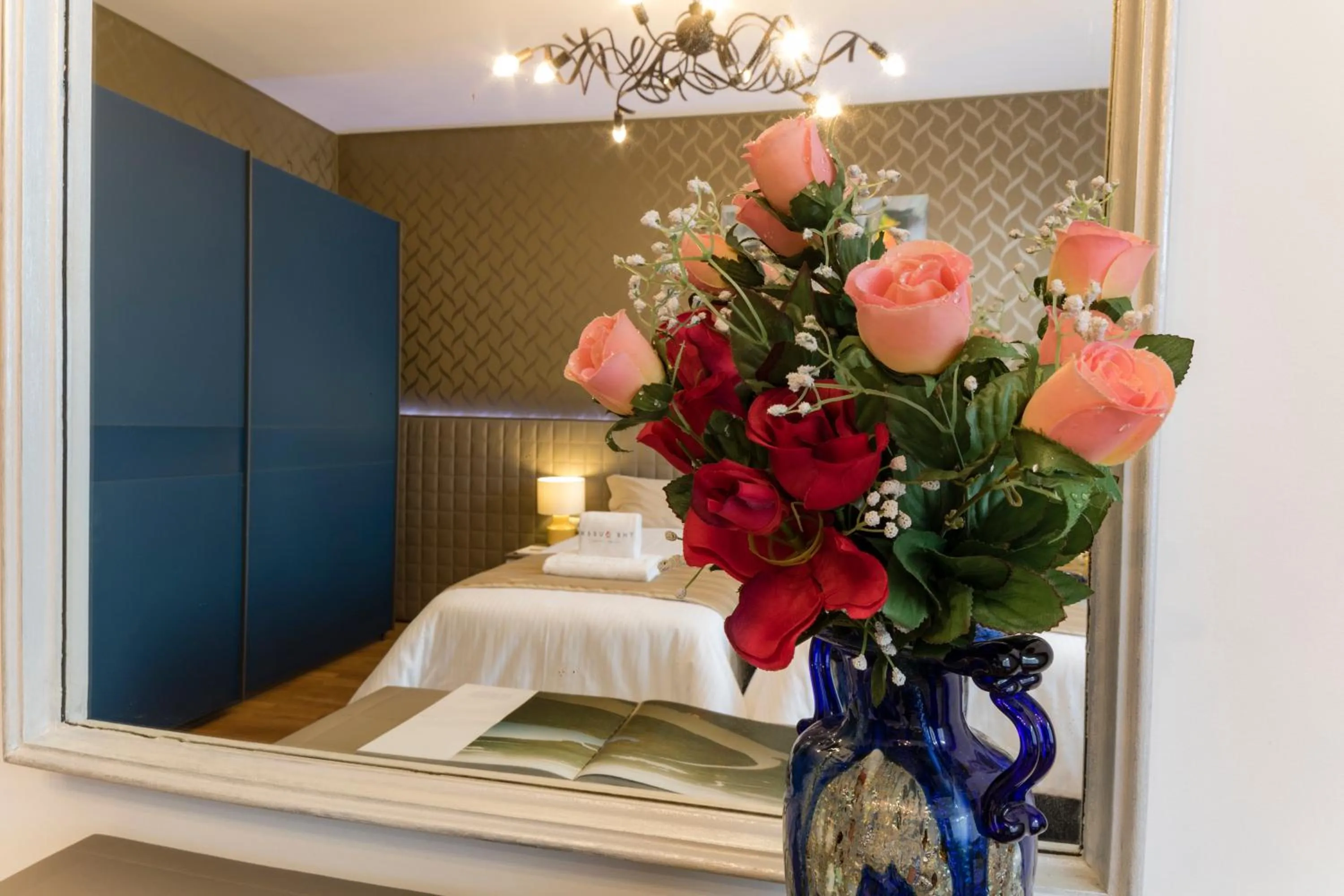 Decorative detail in The Queen Luxury Apartments - Villa Liberty