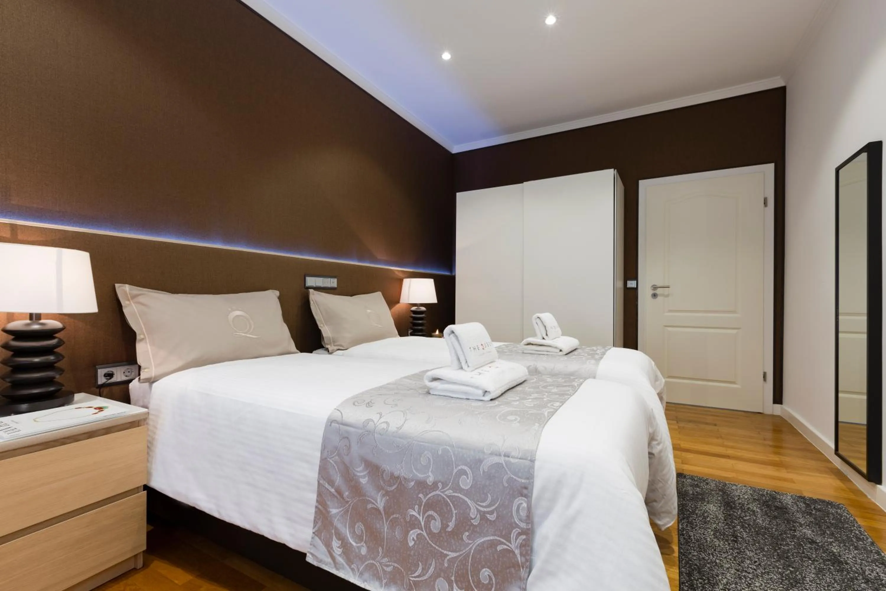 Bedroom, Bed in The Queen Luxury Apartments - Villa Liberty