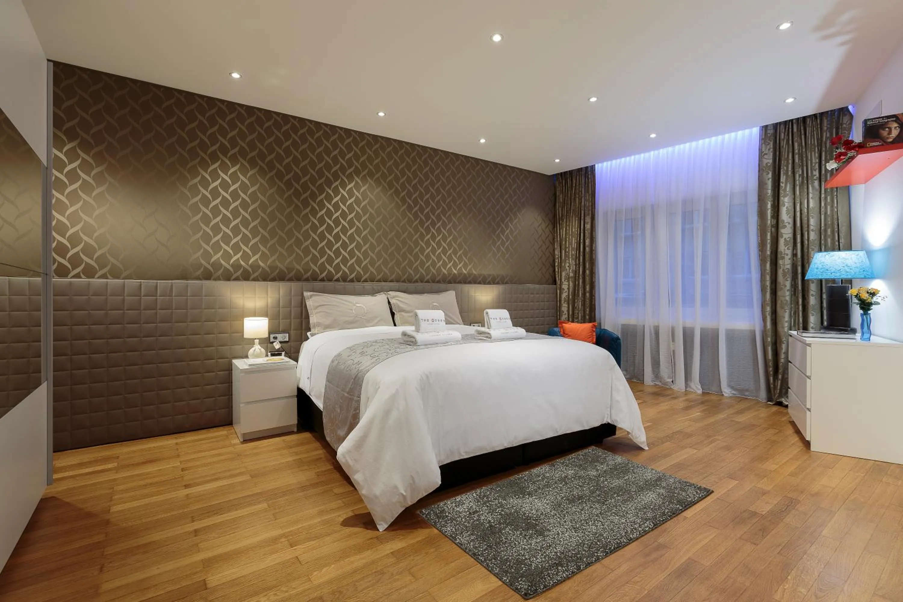 Bedroom, Bed in The Queen Luxury Apartments - Villa Liberty