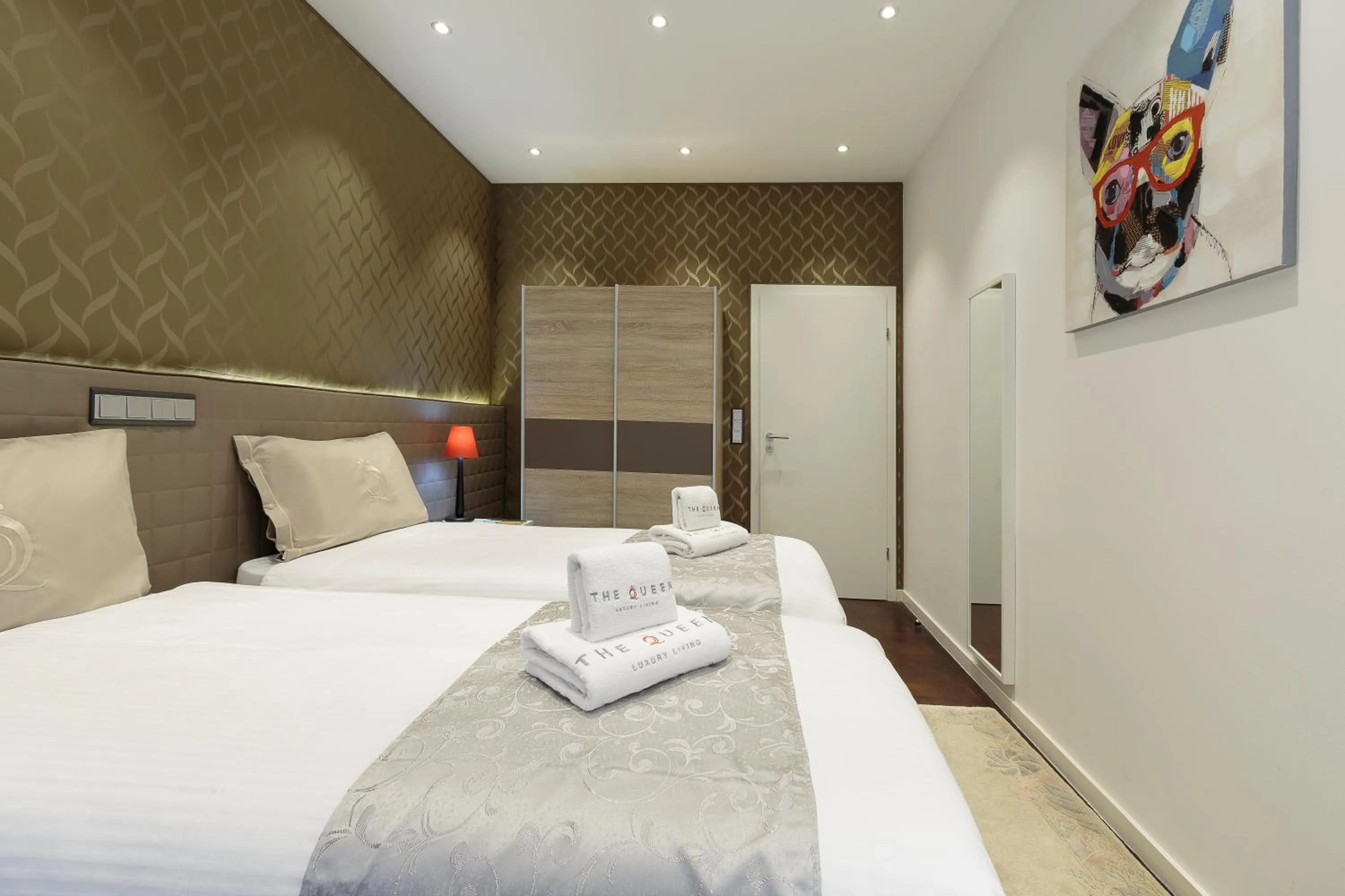 Bedroom, Bed in The Queen Luxury Apartments - Villa Liberty