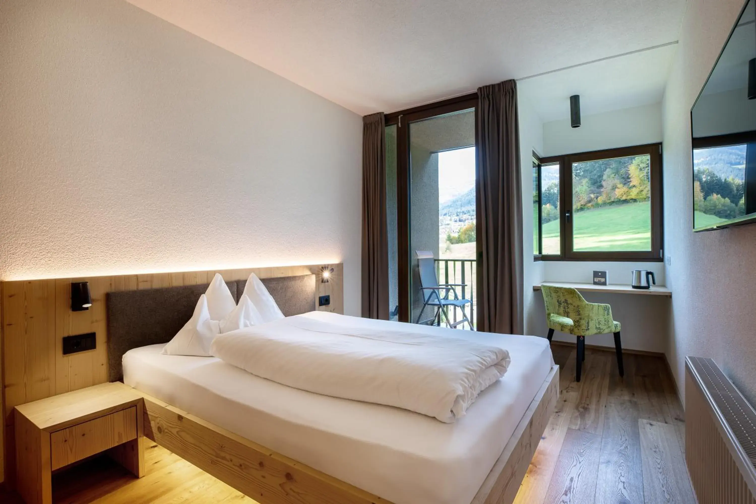 Single Room with Balcony in Hotel Fischer Single Room with Balcony in Hotel Fischer