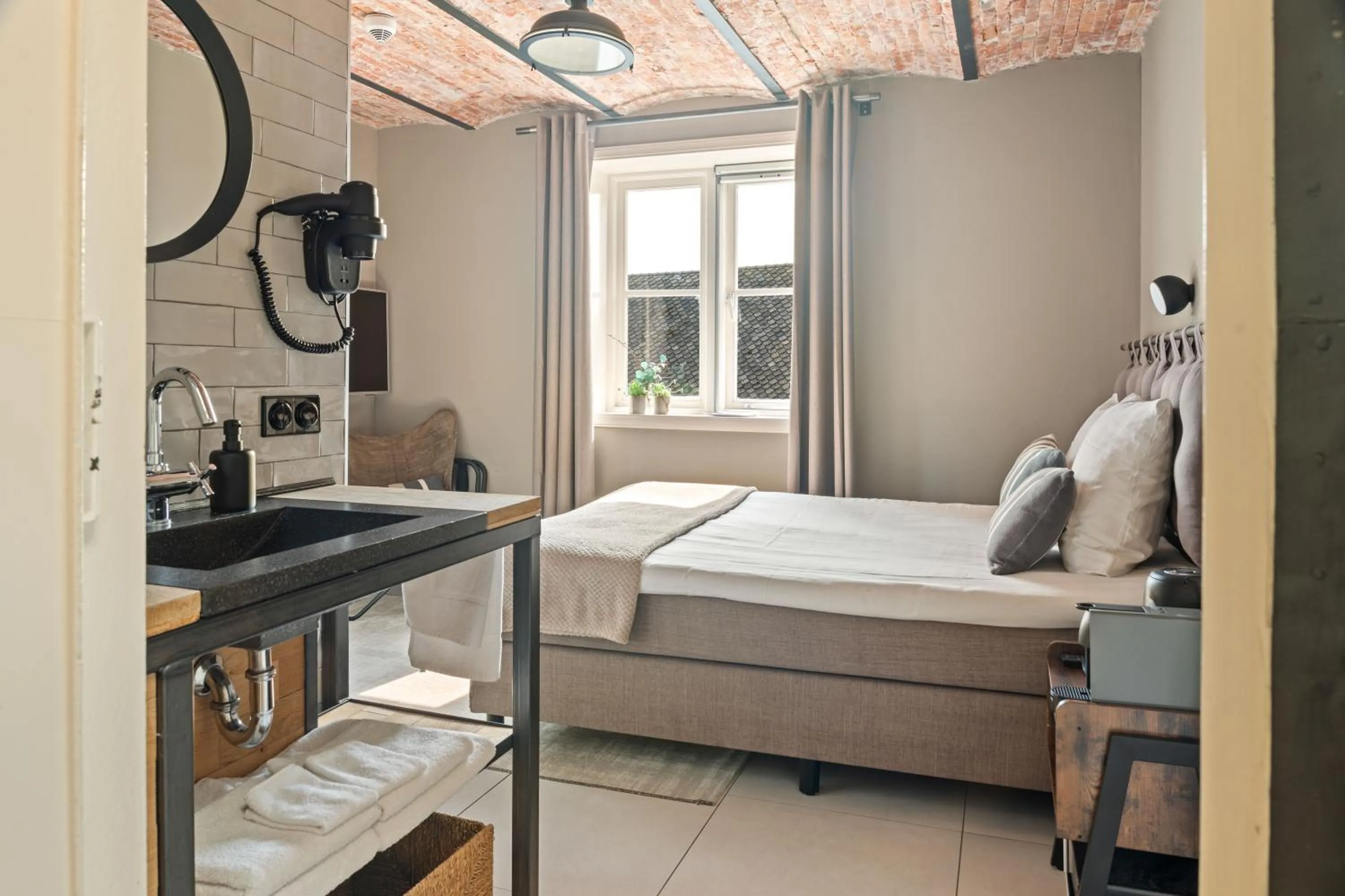 Bed in Boetiekhotel Ons Oude Raadhuis