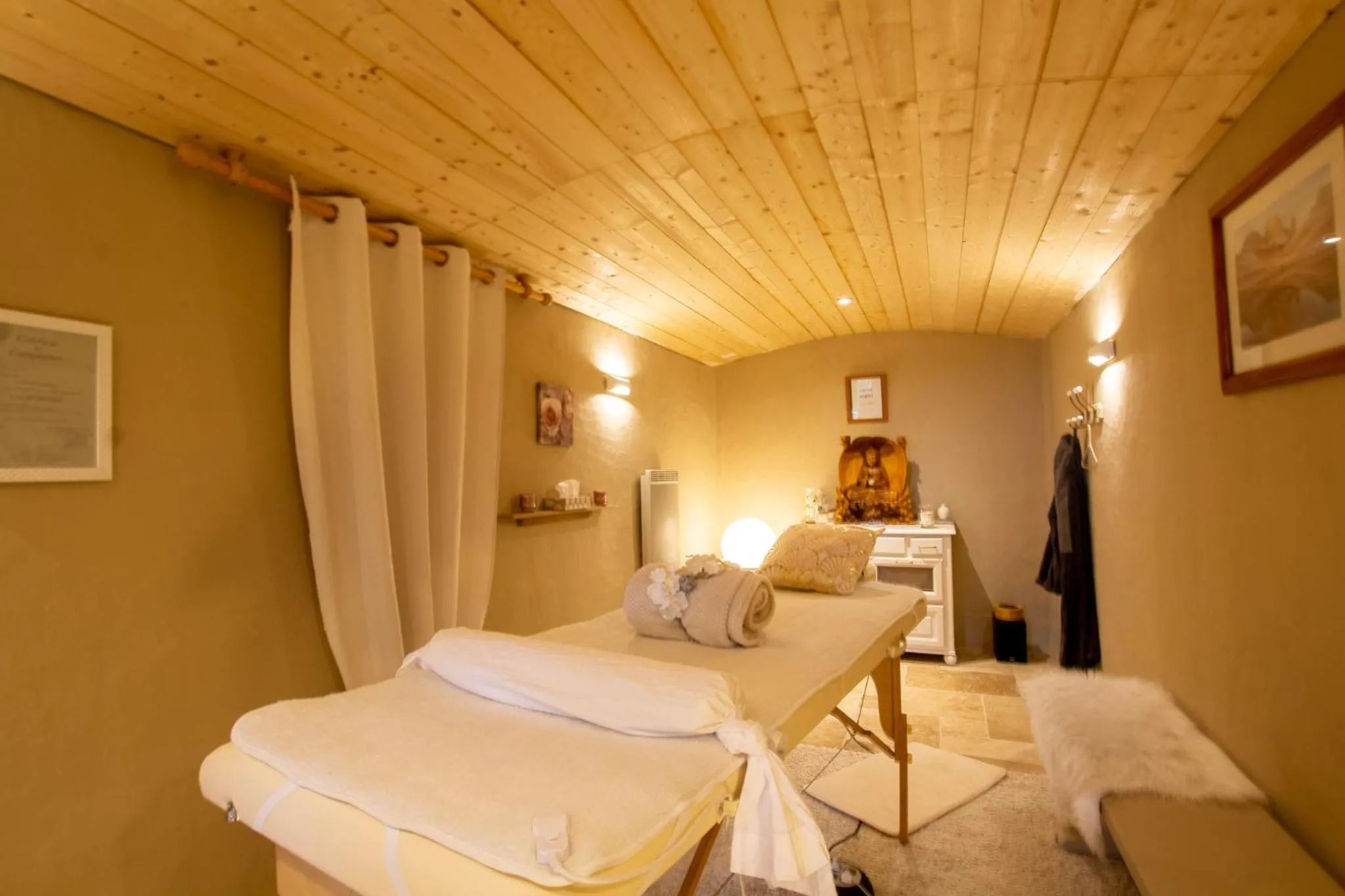 Massage, Bed in Le Clos de la Tour