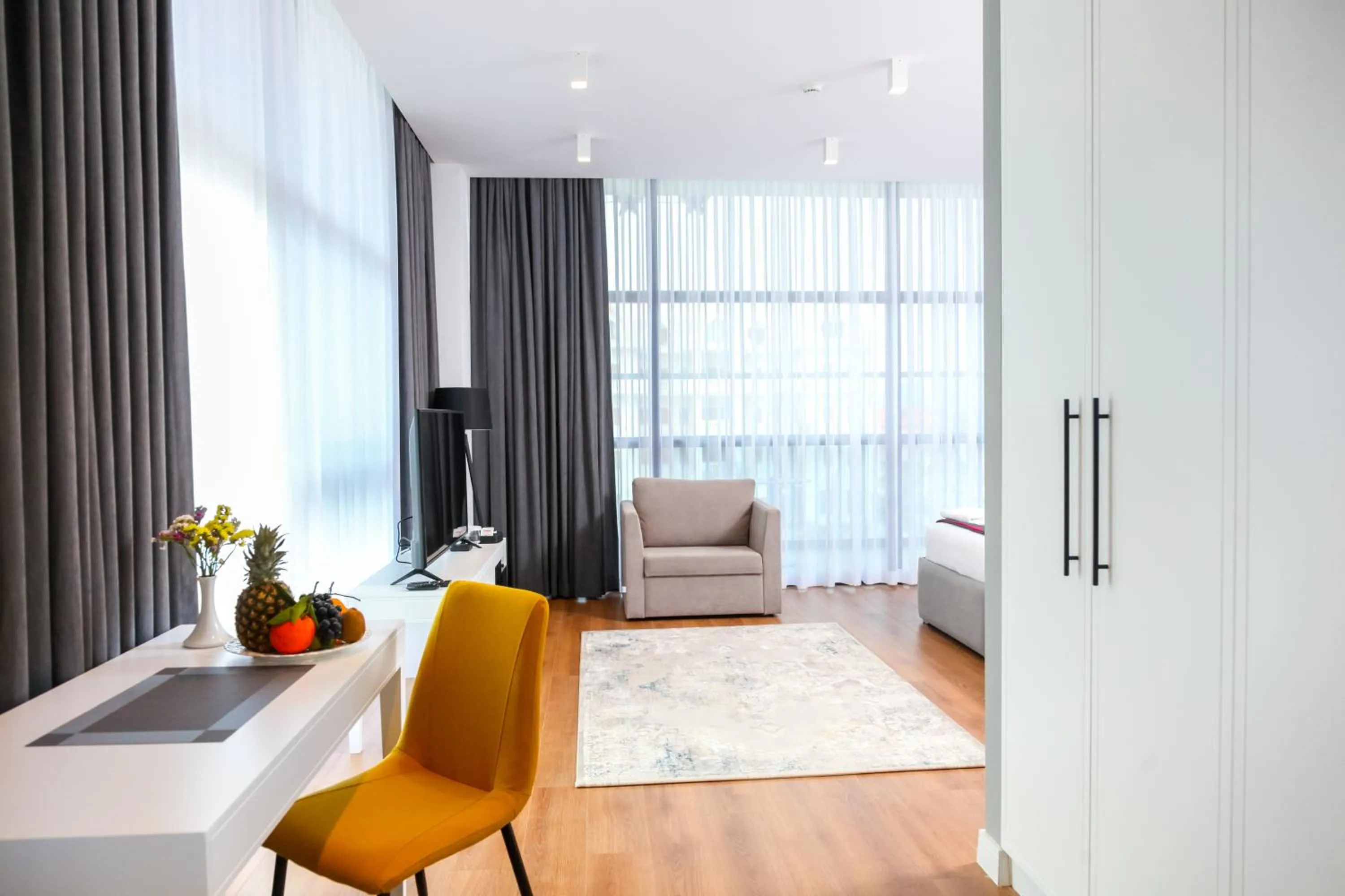 TV and multimedia in N Hotel BY NOSHI