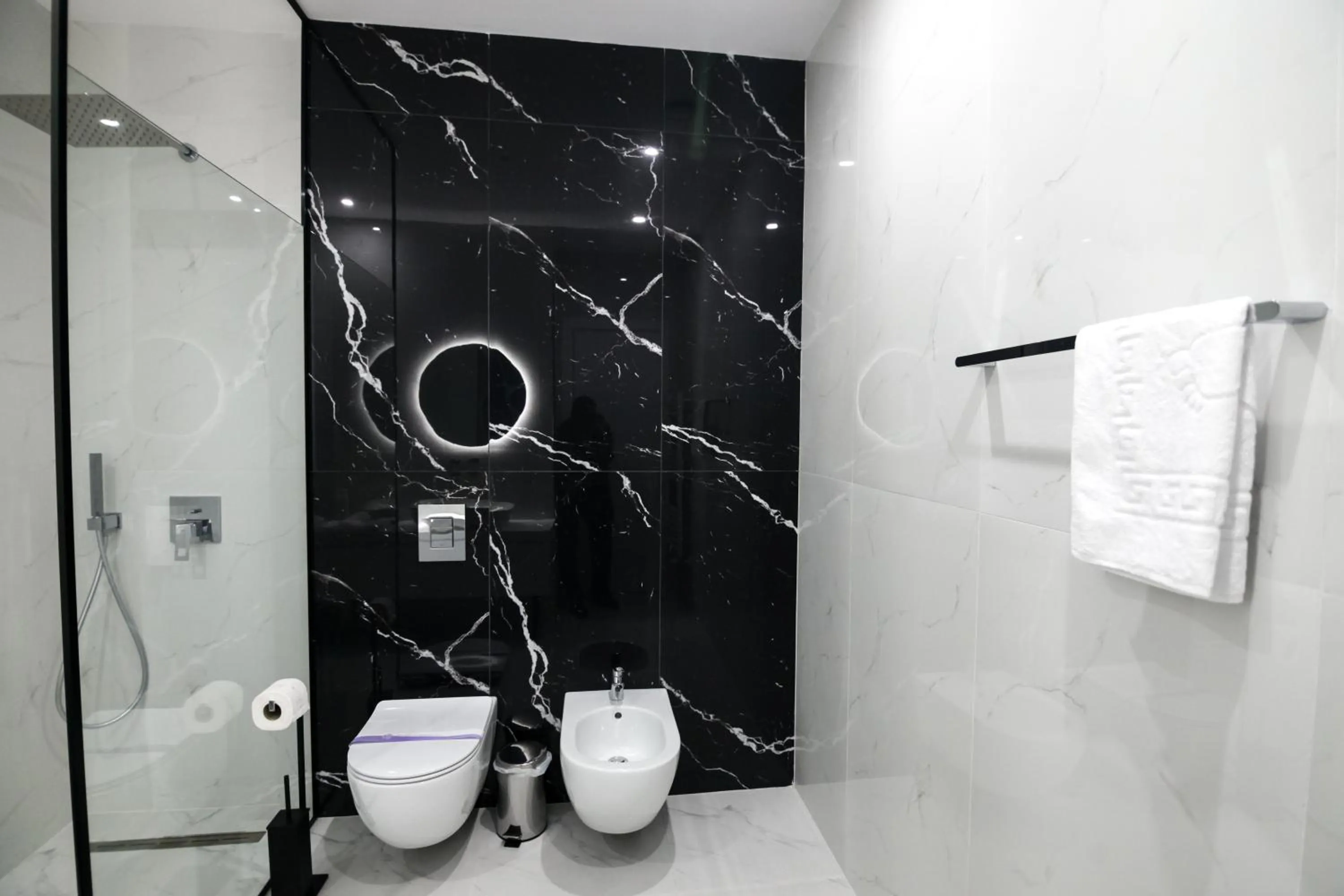 Toilet in N Hotel BY NOSHI