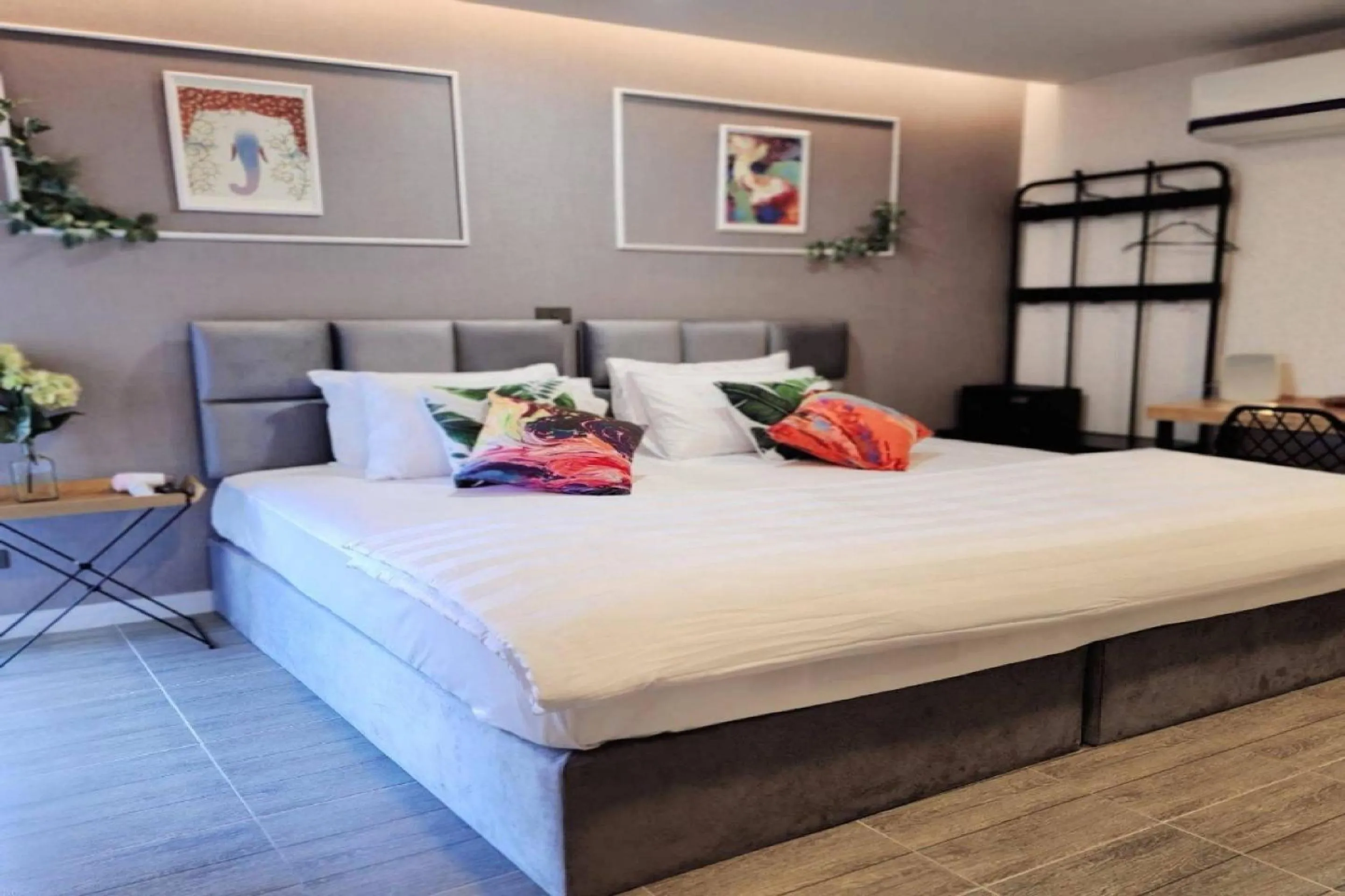 Bed in Capital O 75422 Million Pillows