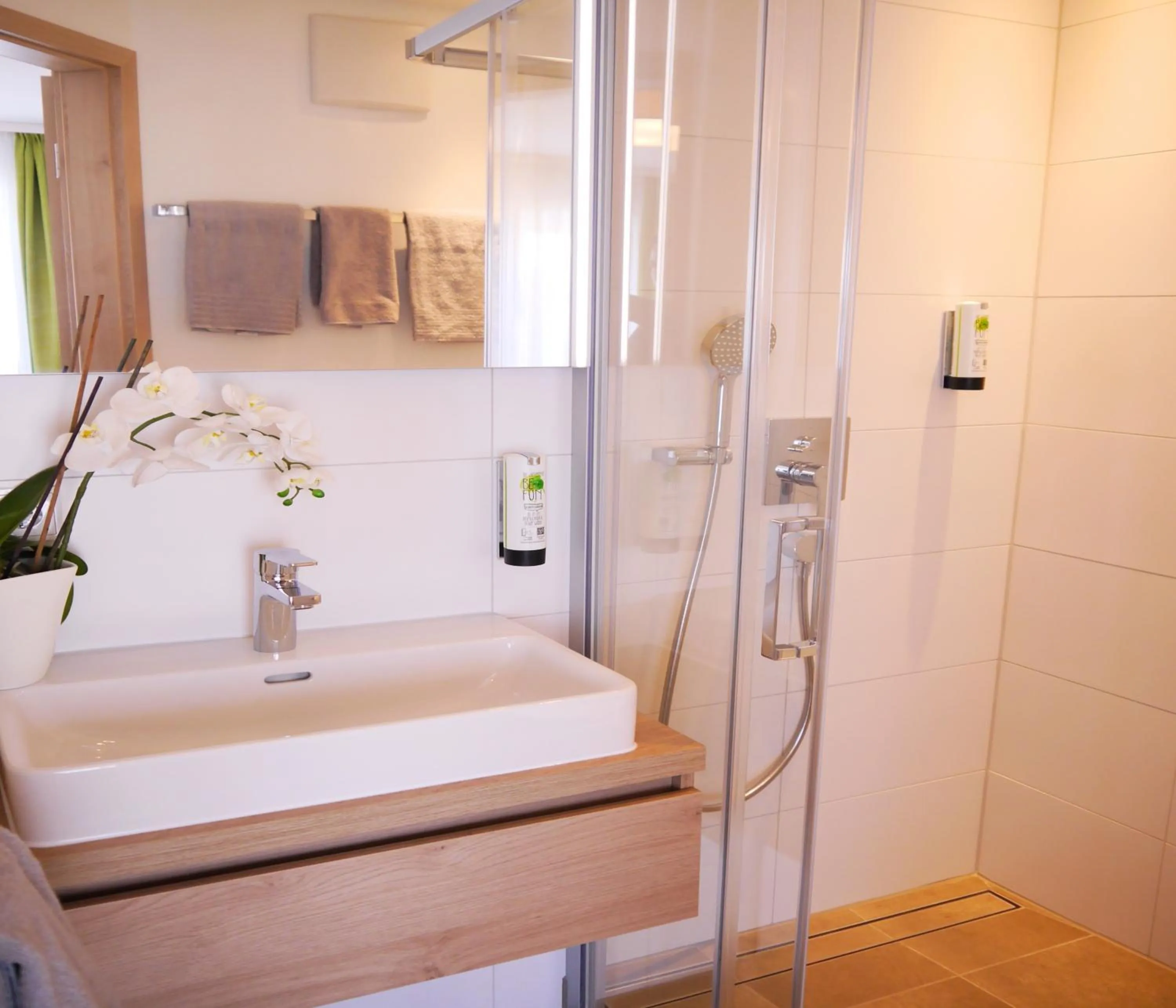 Bathroom in Kohlers Hotel Engel