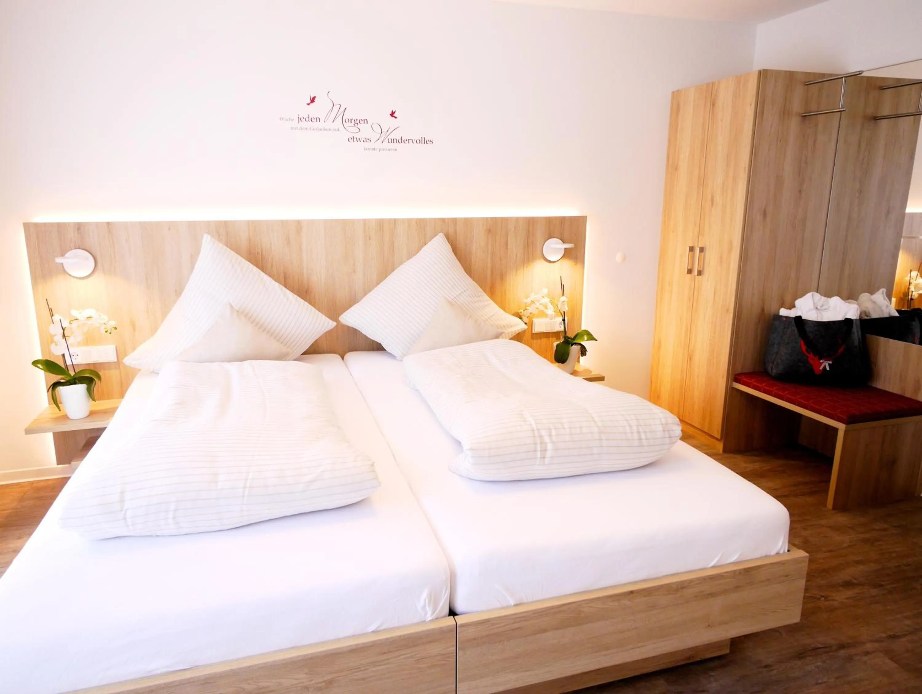 Photo of the whole room, Bed in Kohlers Hotel Engel