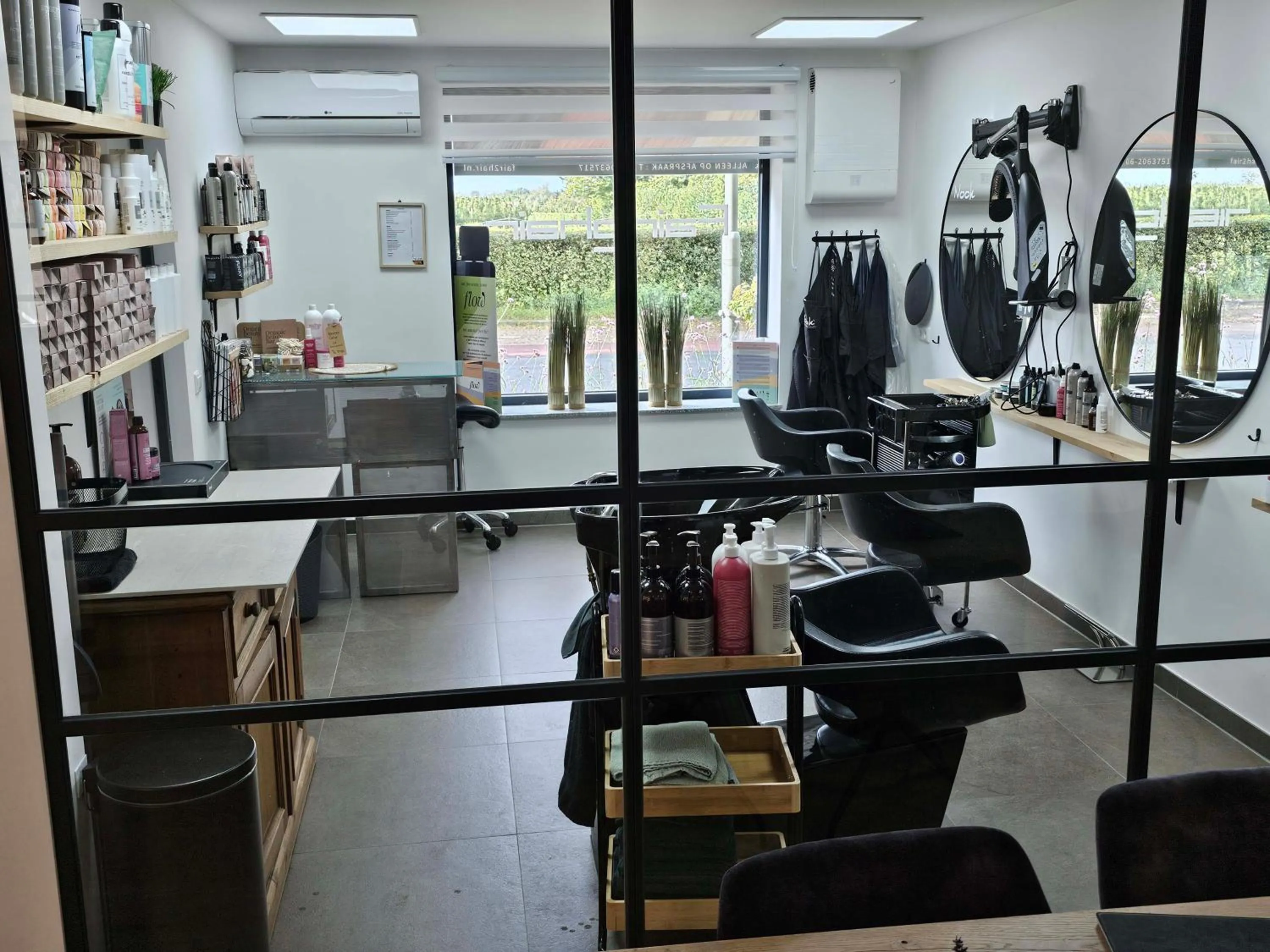 hair dresser in Vida Verde