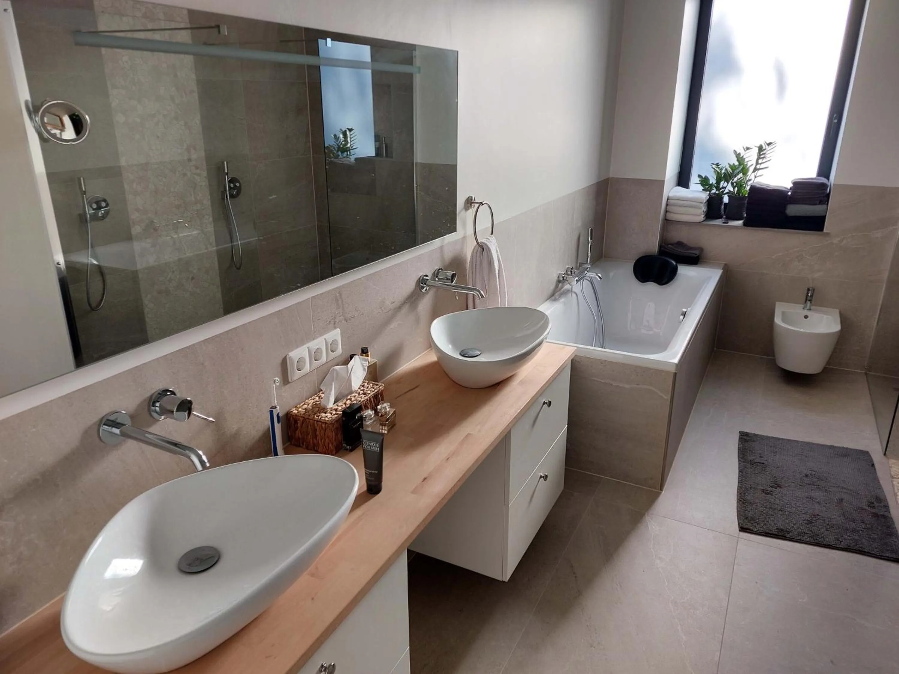 Toilet in Vida Verde