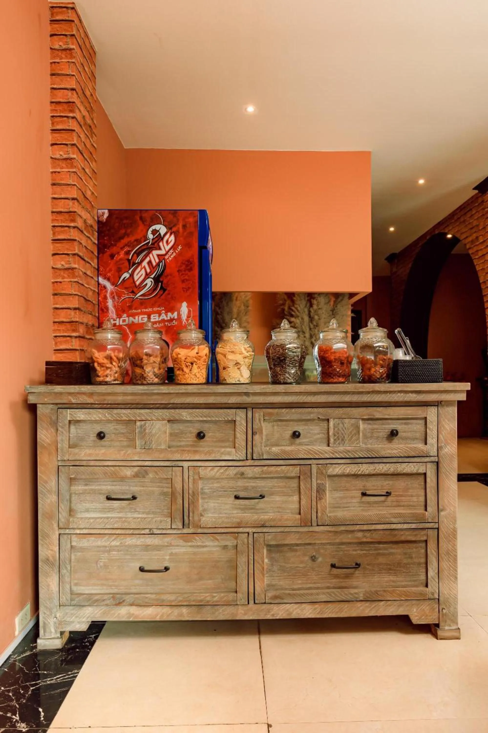 Lobby or reception in Super OYO Capital O 1173 Le Grand Hanoi Hotel - The Ruby