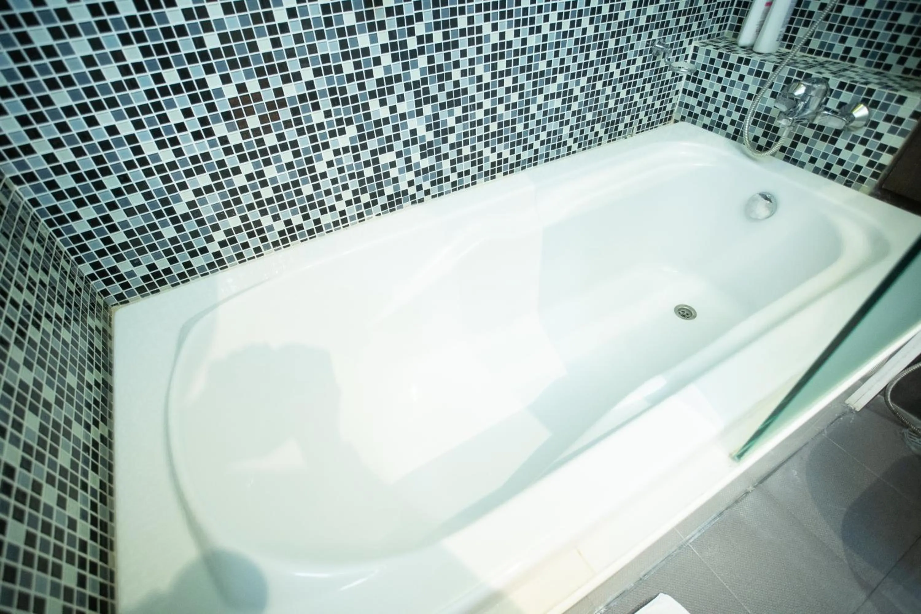 Hot Tub in Third Rock Hostel