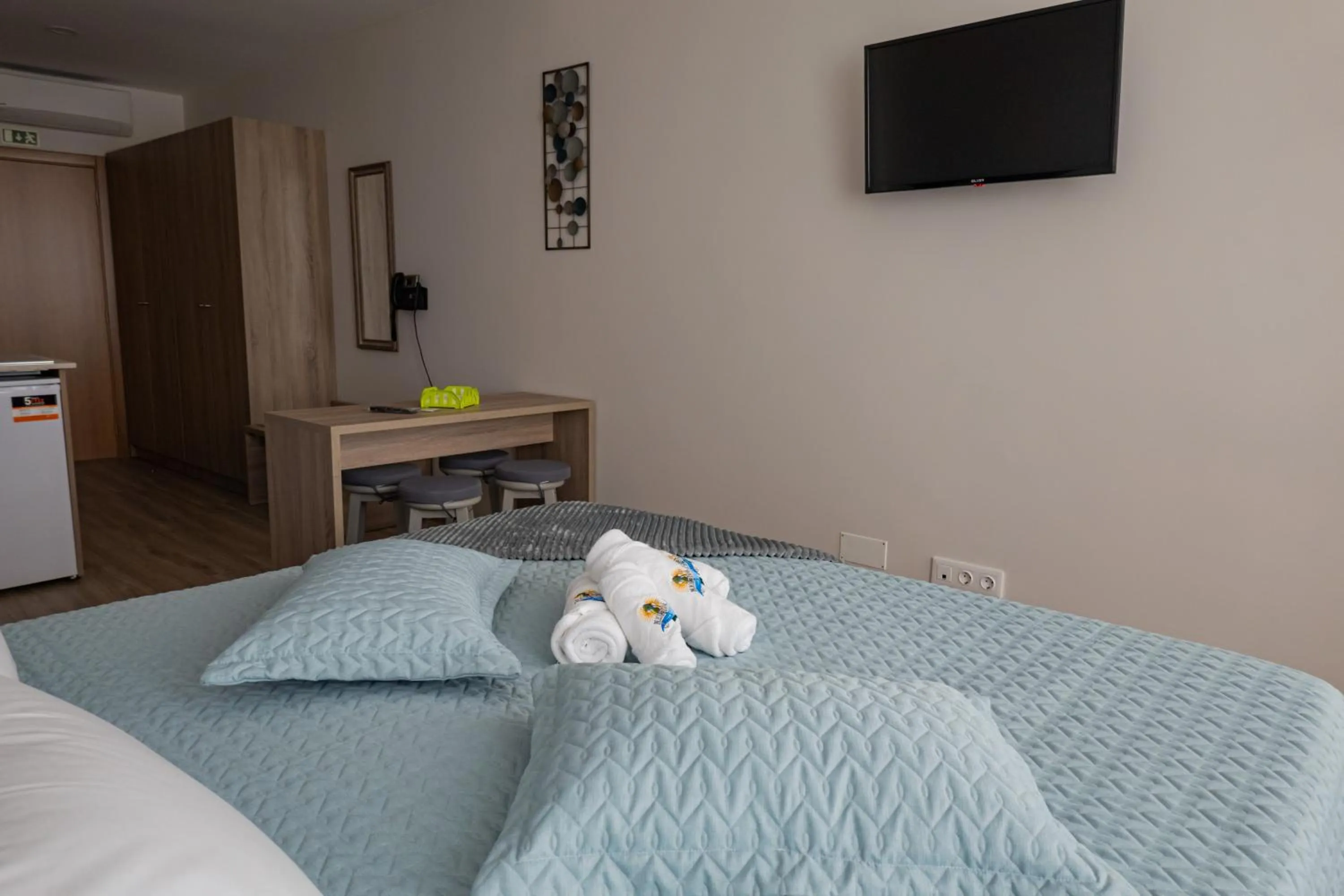 TV and multimedia, Bed in Nereida