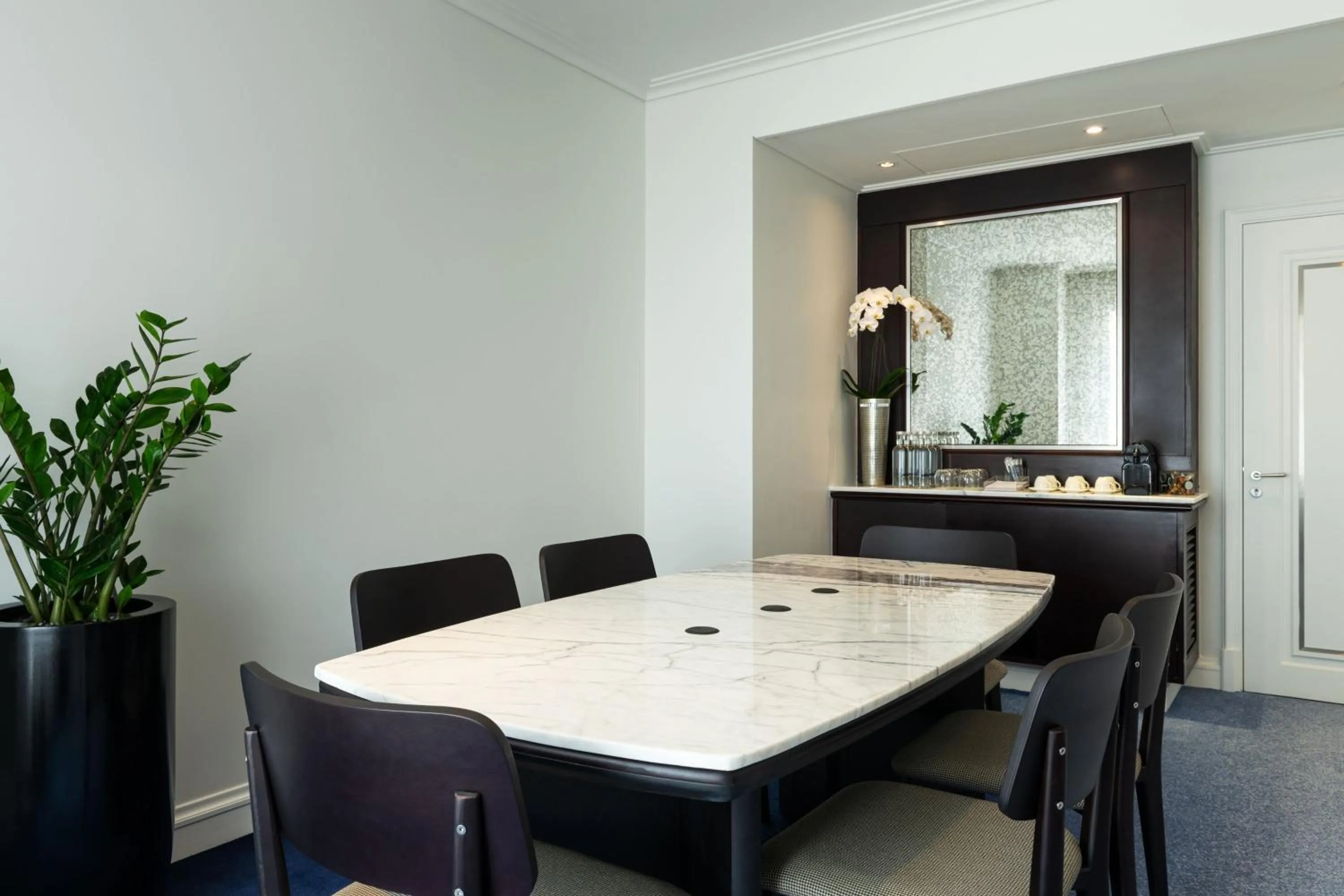 Lounge or bar in The Westin Dubai Mina Seyahi Beach Resort and Waterpark