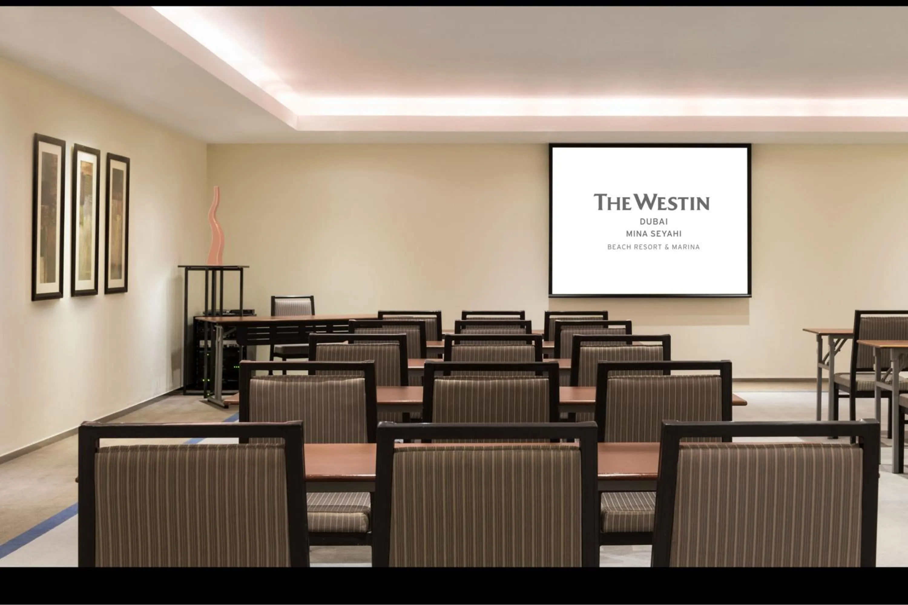 Meeting/conference room in The Westin Dubai Mina Seyahi Beach Resort and Waterpark