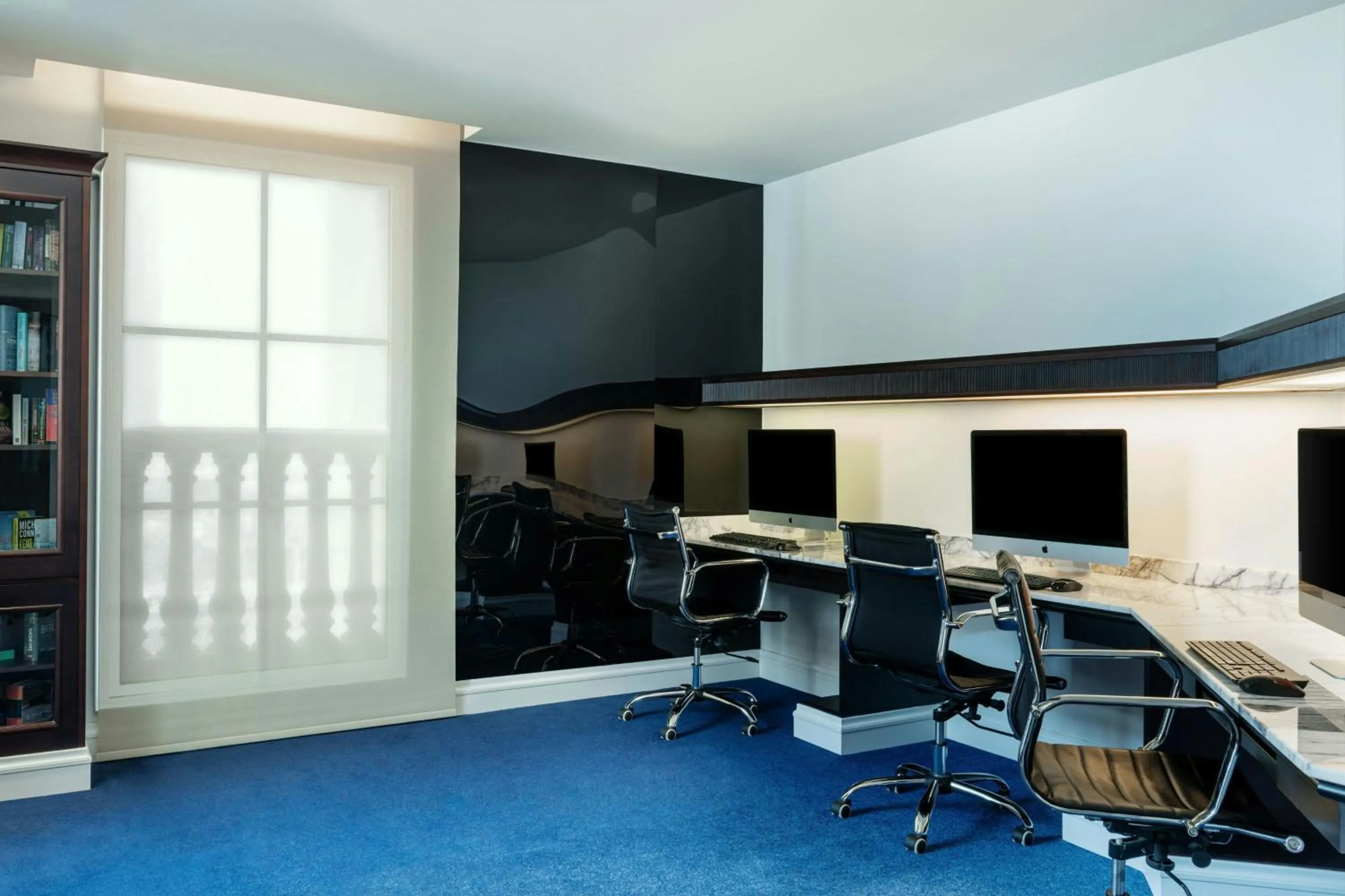 Lounge or bar in The Westin Dubai Mina Seyahi Beach Resort and Waterpark