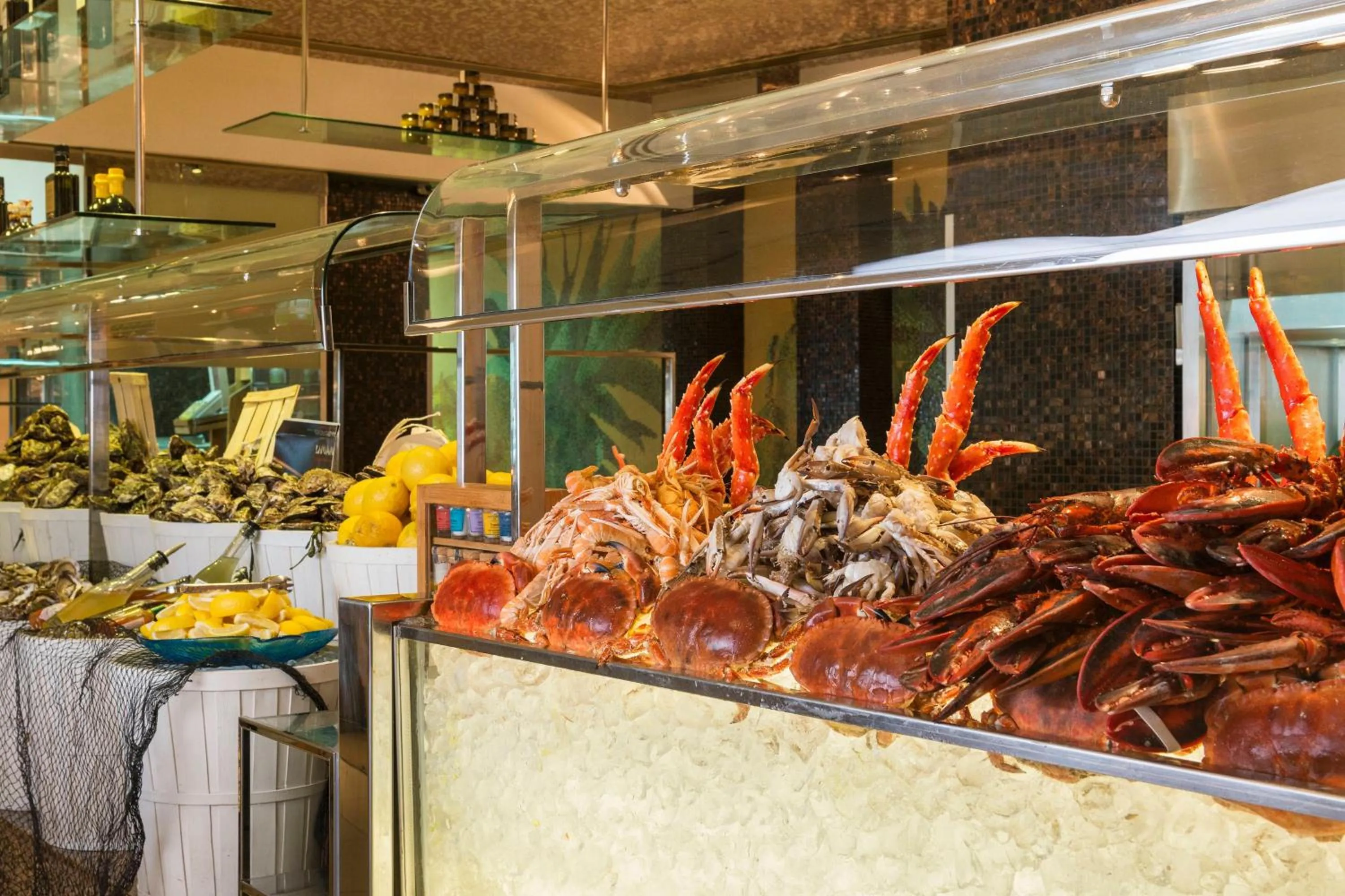Restaurant/places to eat in The Westin Dubai Mina Seyahi Beach Resort and Waterpark
