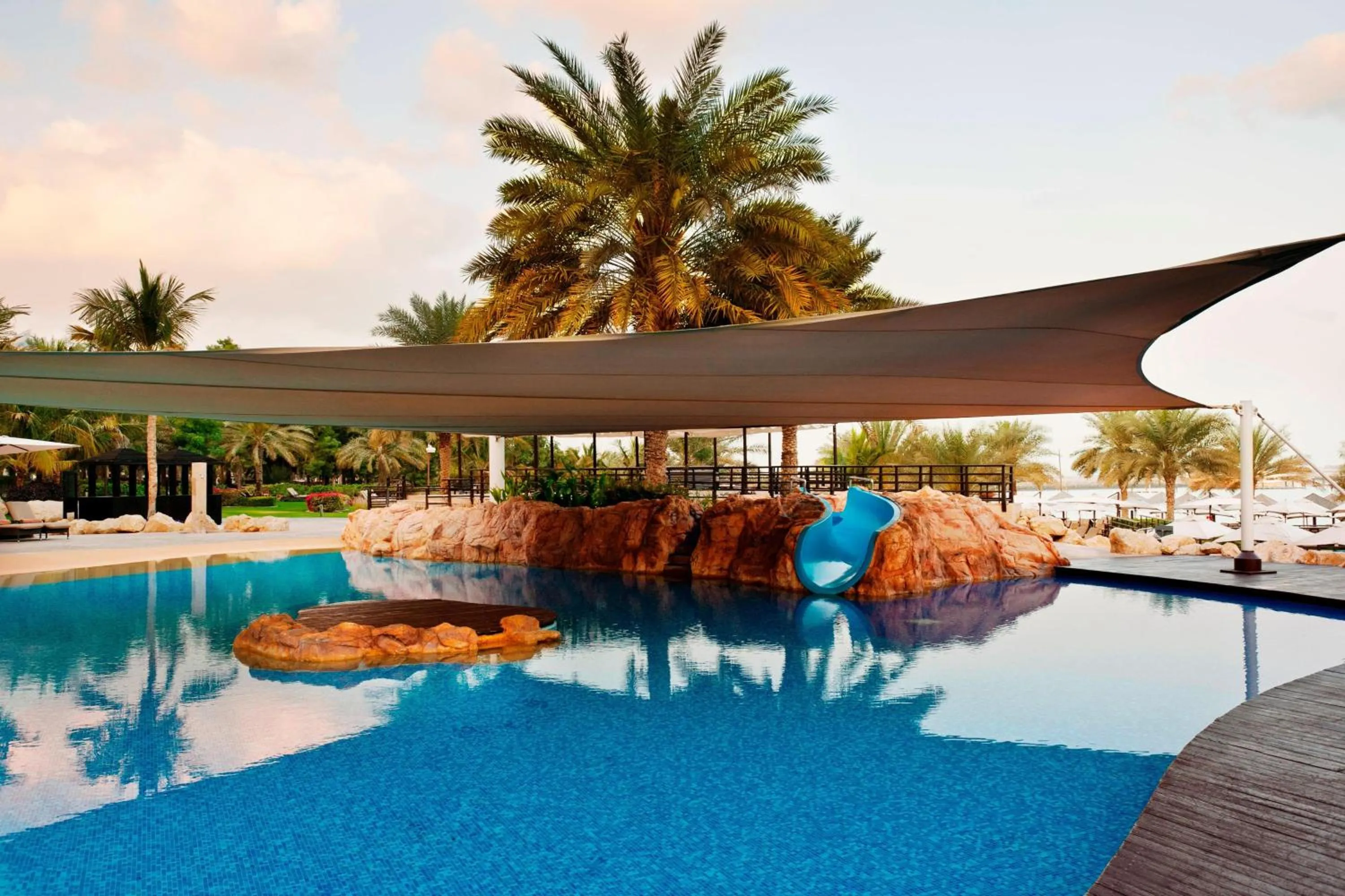 Swimming pool in The Westin Dubai Mina Seyahi Beach Resort and Waterpark