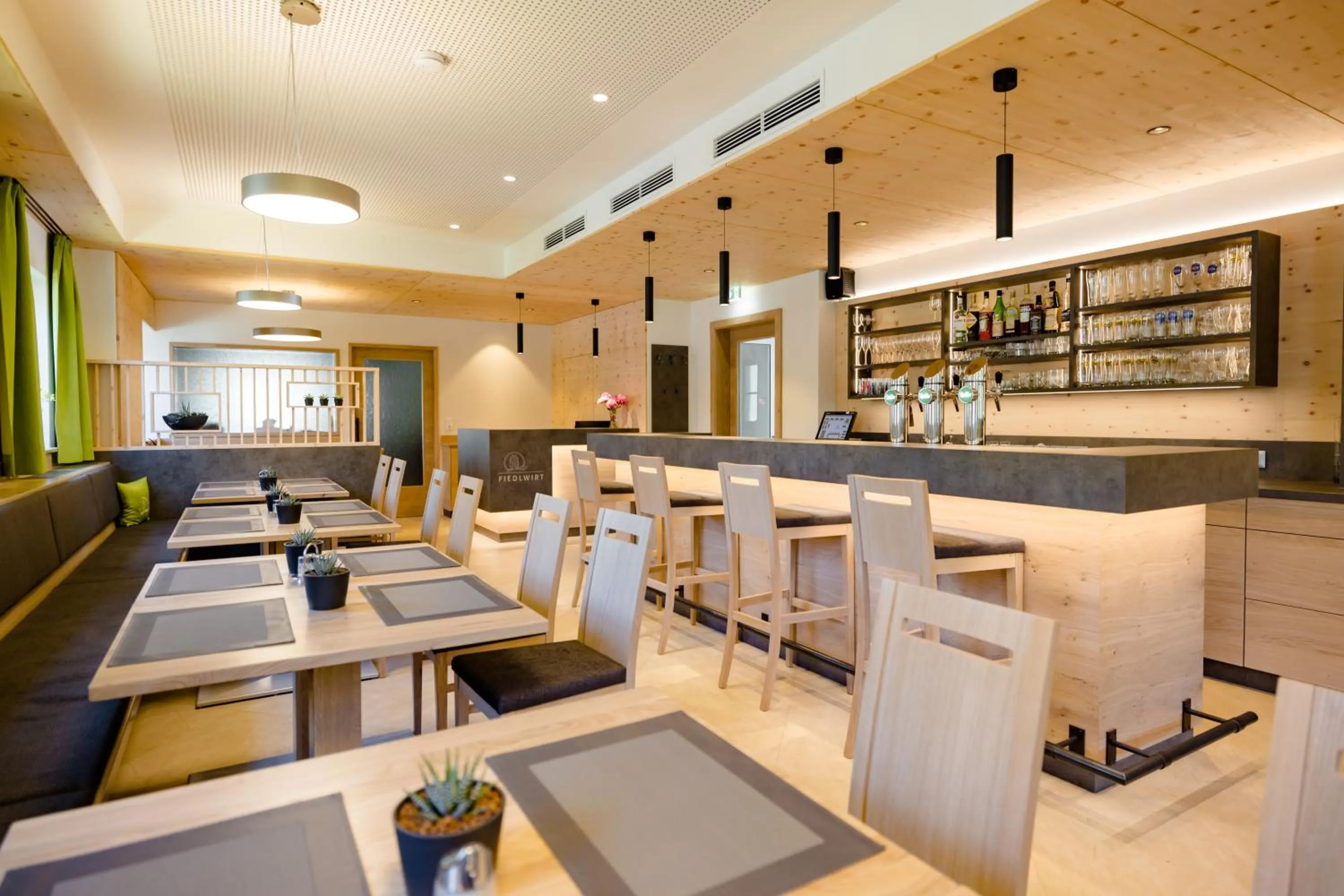 Restaurant/places to eat in Gästehaus Fiedlwirt