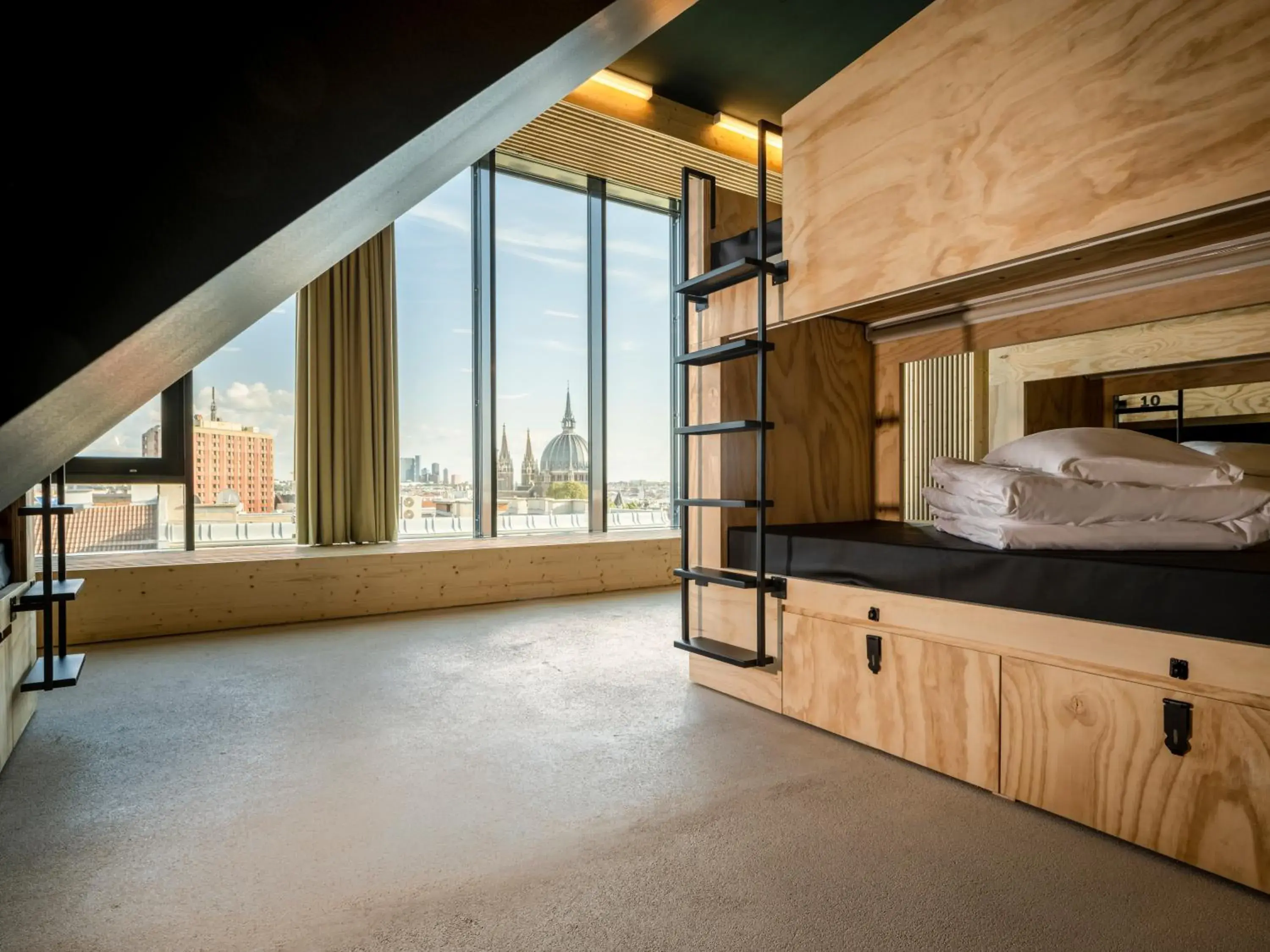 Bed in JO&JOE Vienna Bed in JO&JOE Vienna