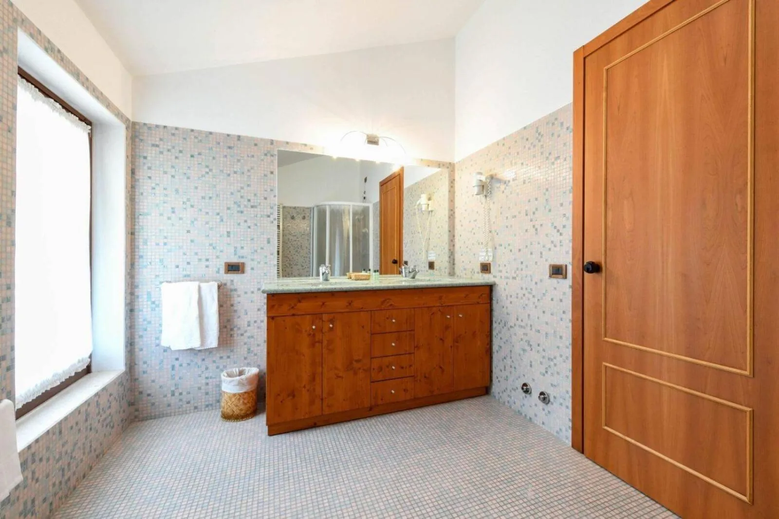 Bathroom in Hotel New Genziana