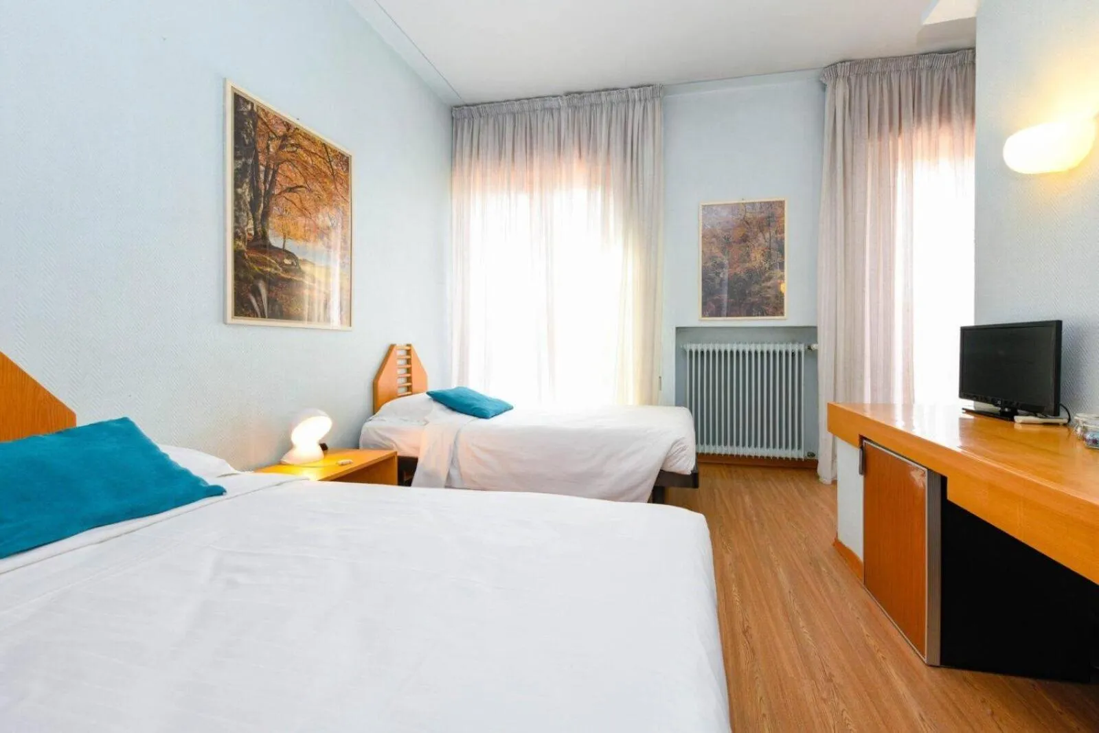 Bedroom, Bed in Hotel New Genziana