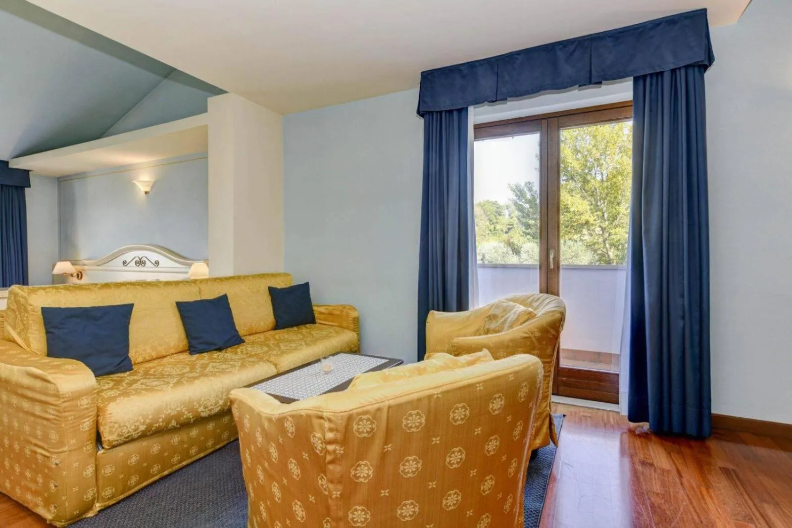 Seating area in Hotel New Genziana