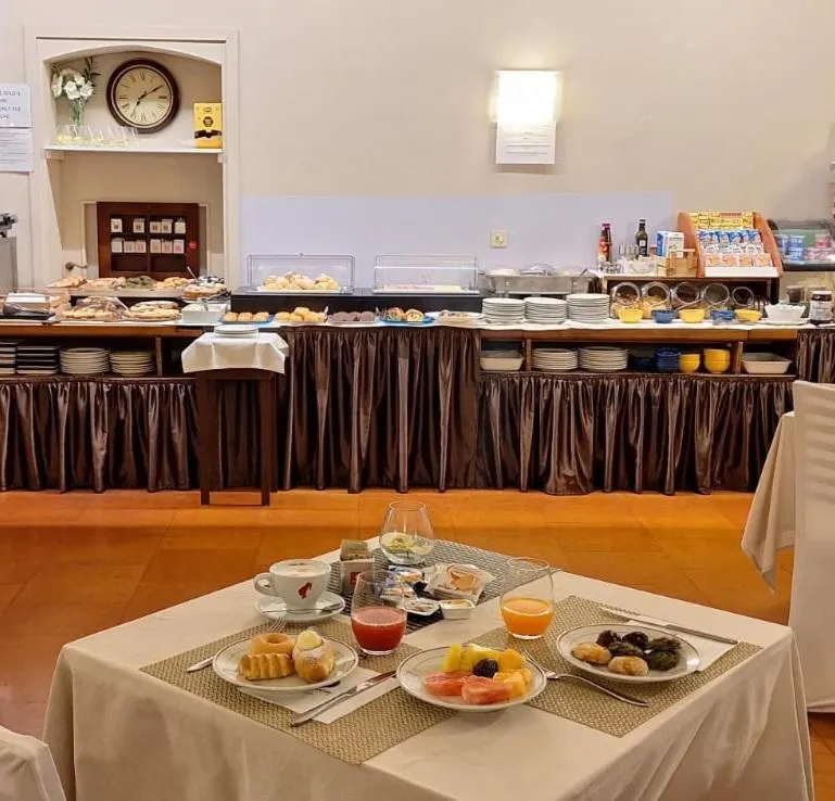 Breakfast in Hotel New Genziana