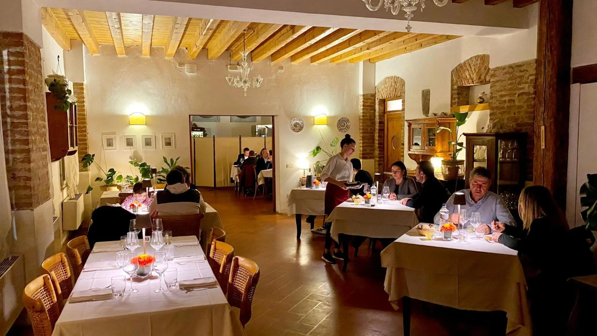 Restaurant/places to eat in Agriturismo Tenuta Castel Venezze