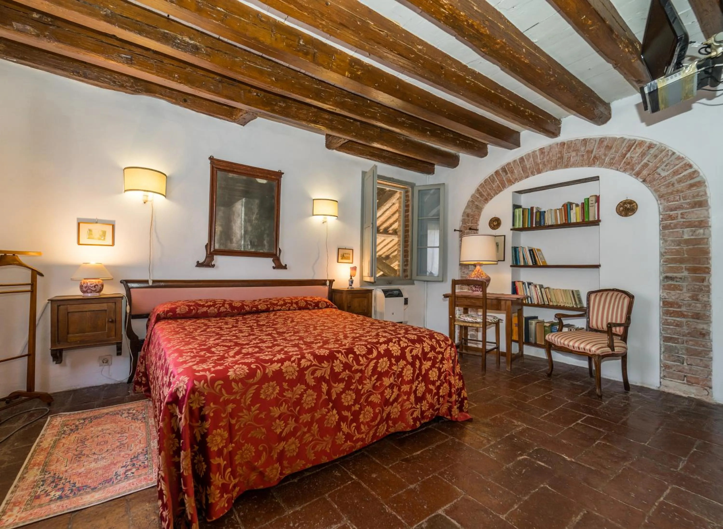 Bedroom, Bed in Agriturismo Tenuta Castel Venezze
