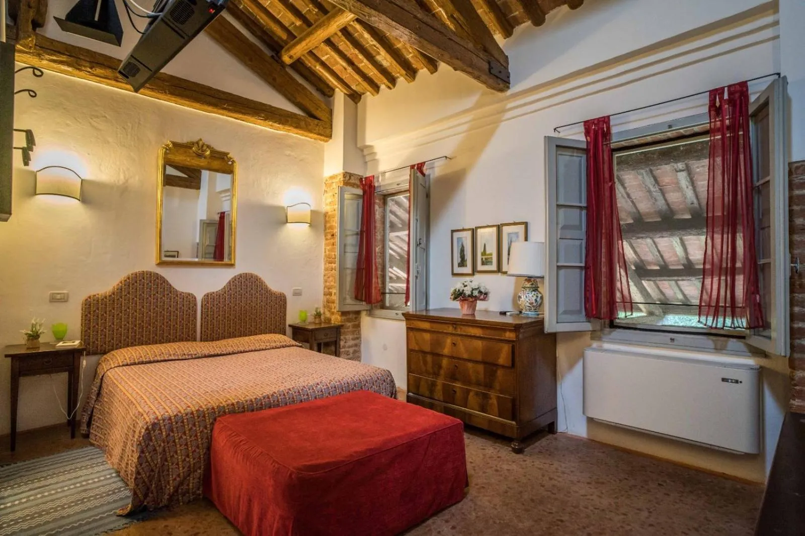 Bedroom, Bed in Agriturismo Tenuta Castel Venezze