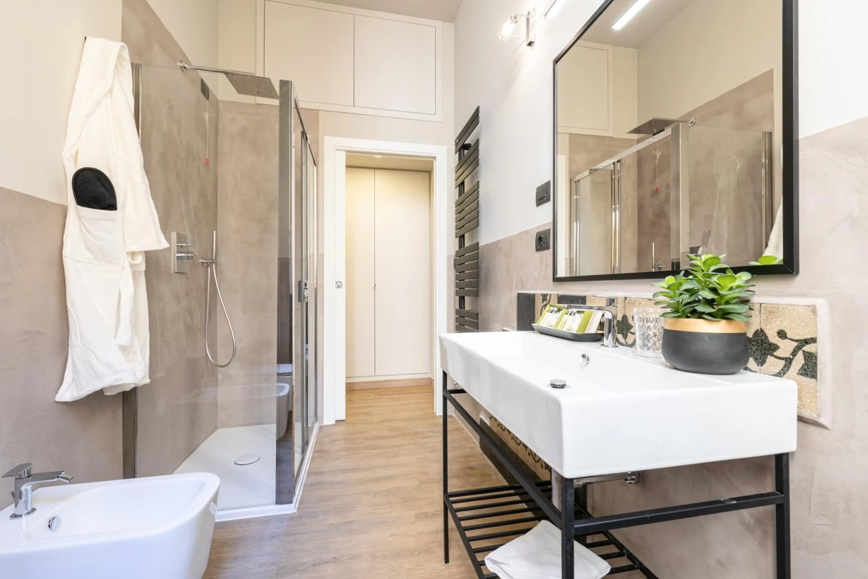 Foresteria di Piazza Cavour - Luxury Suites & Guest House