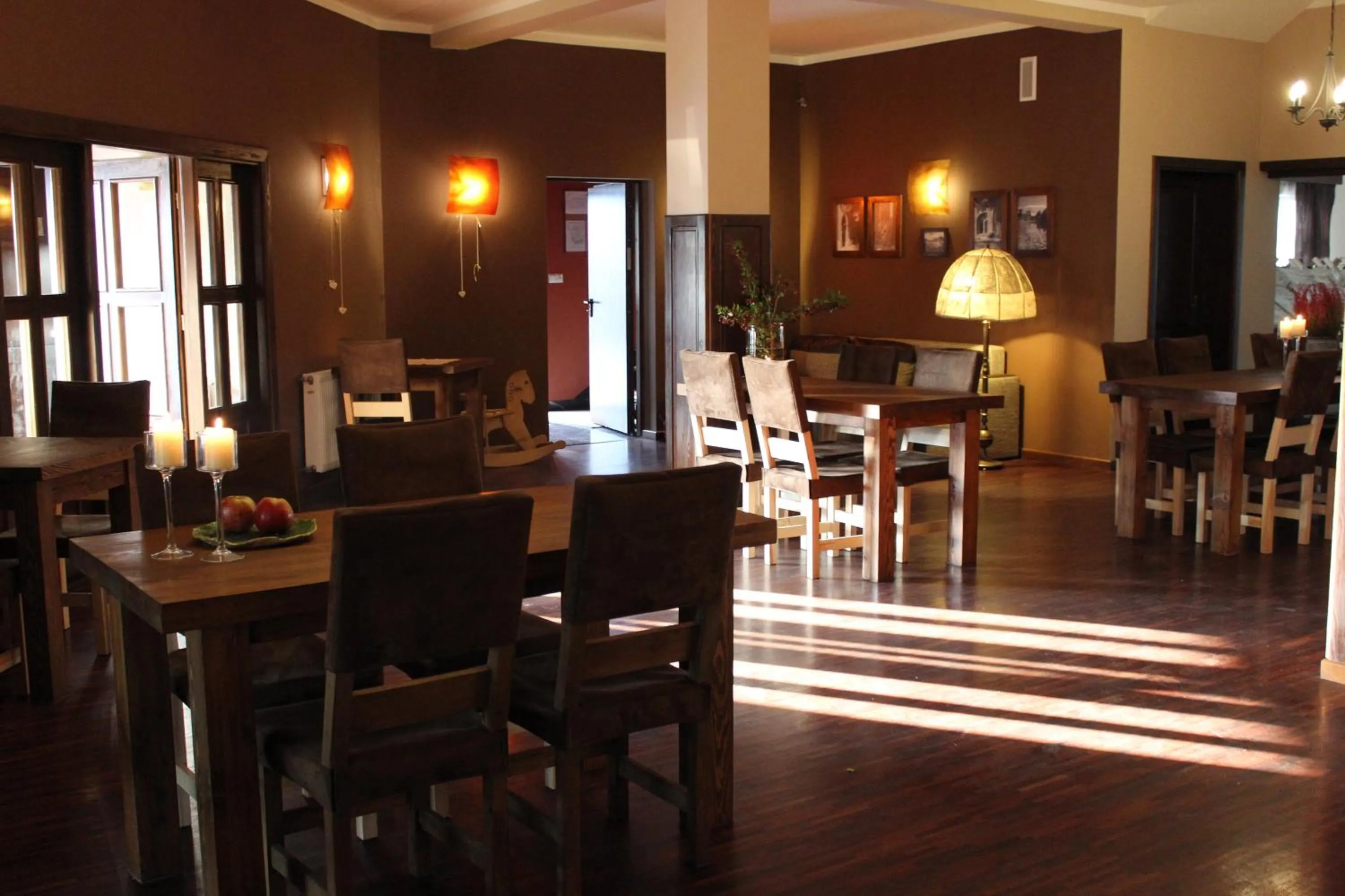 Restaurant/places to eat in Dobry Czas