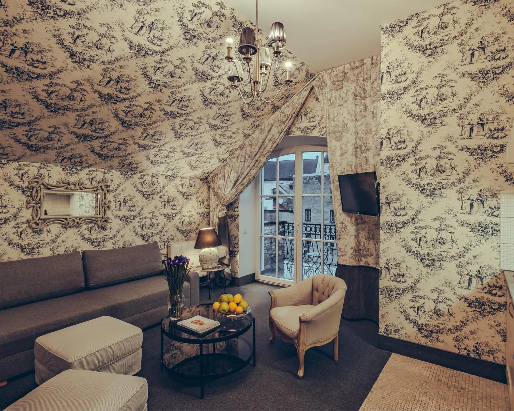 Bedroom in Moon Garden Old Town Hotel