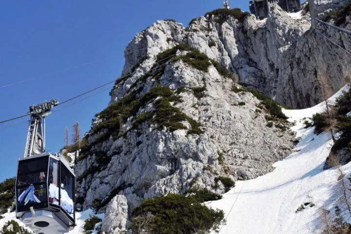 Ski School in Hotel Garni Landhaus Traunbachhäusl