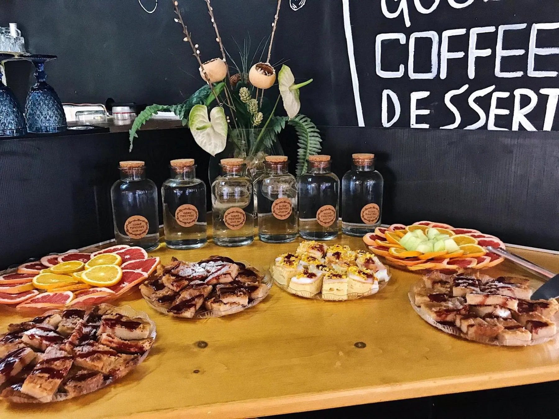 Food in Hotel Largo Beach