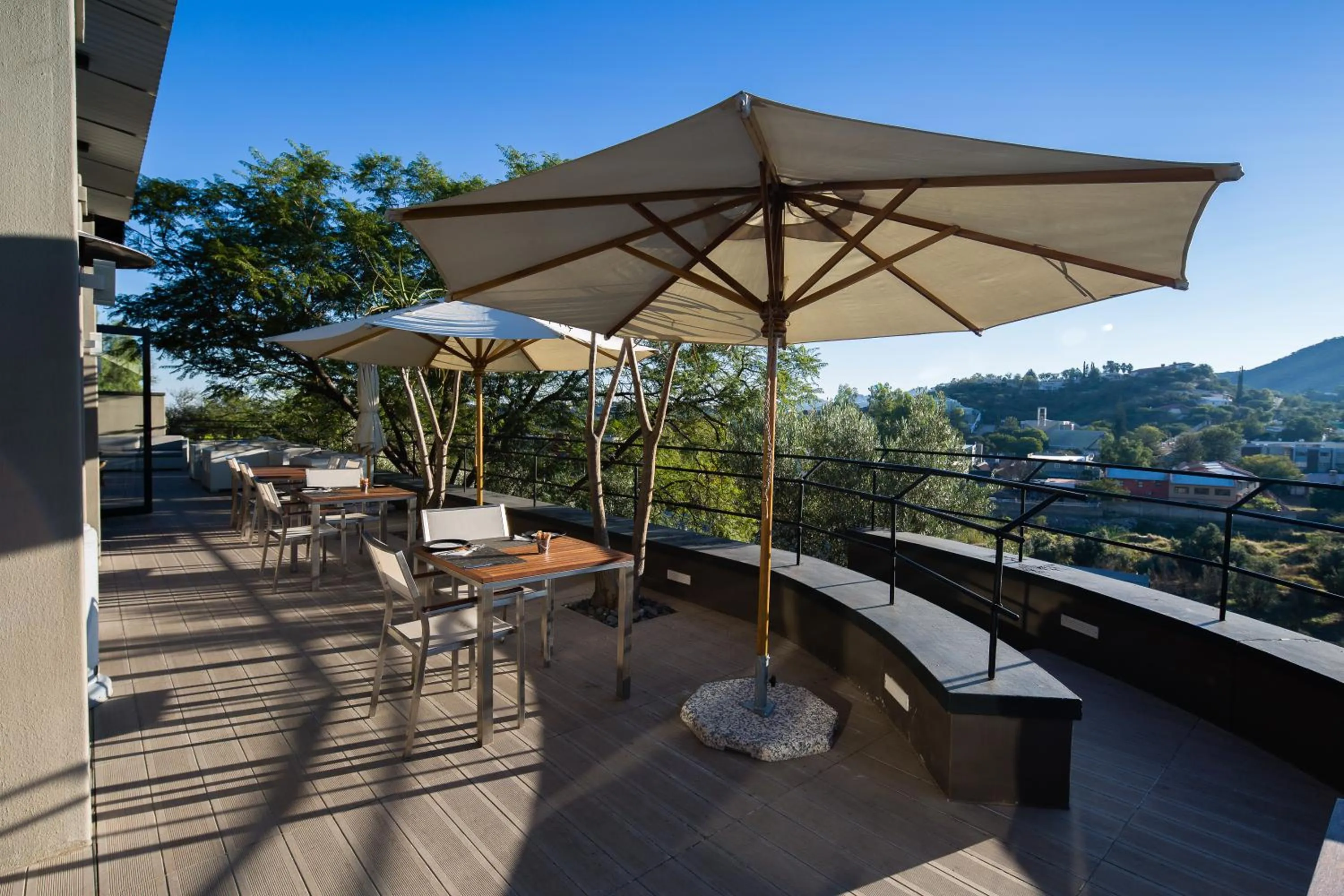 Restaurant/places to eat in The Olive Exclusive All-Suite Hotel