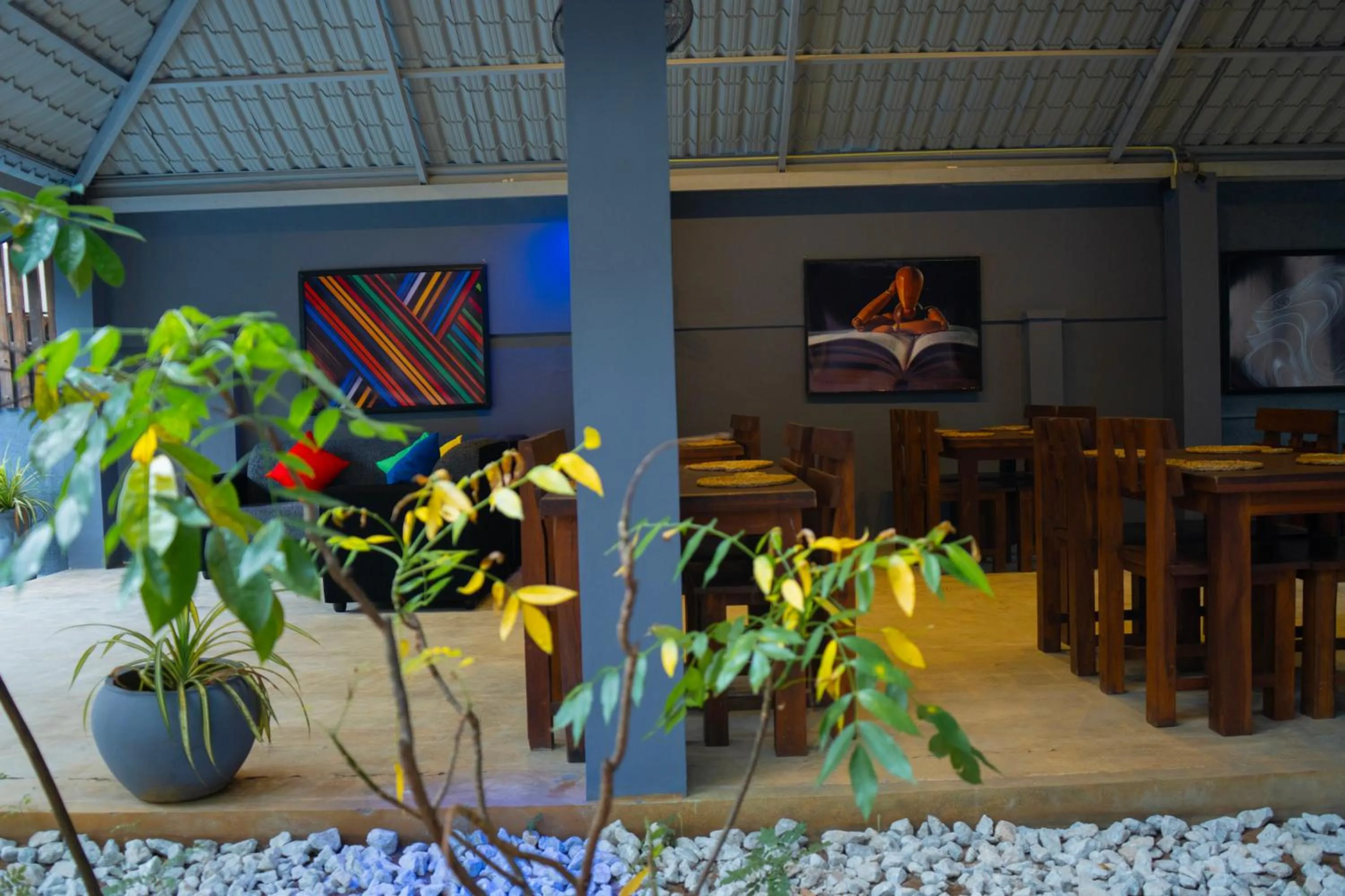 Restaurant/places to eat in Supreme Dambulla