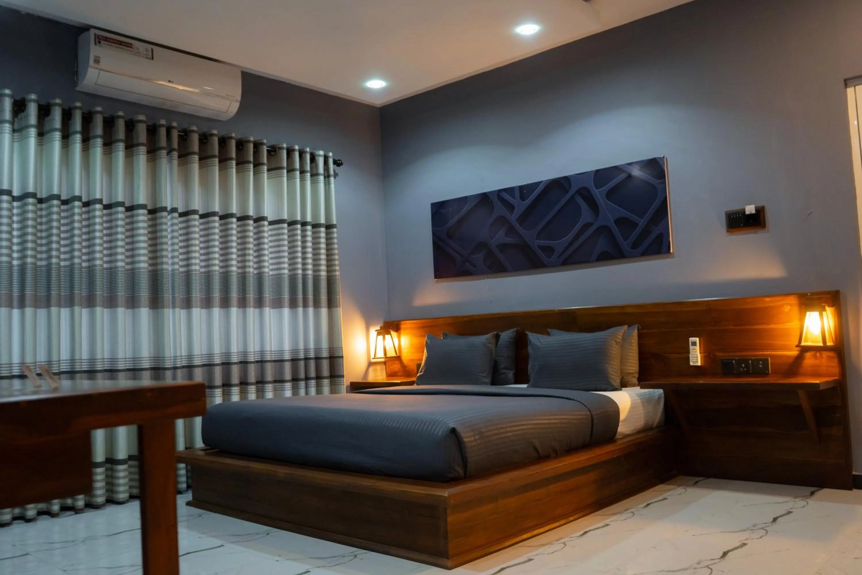 Bedroom, Bed in Supreme Dambulla