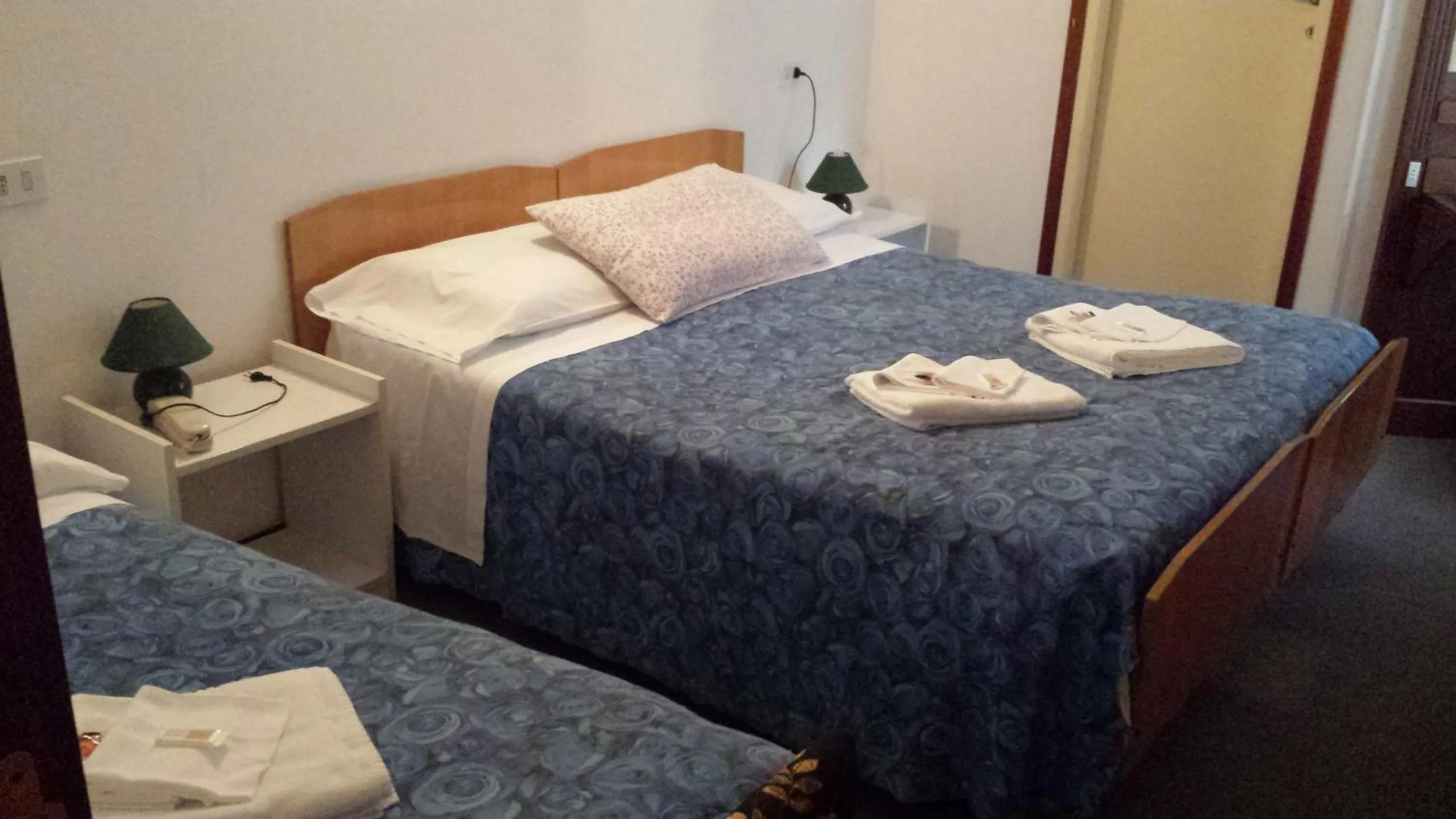 Bedroom, Bed in Nouveau Mirabeau