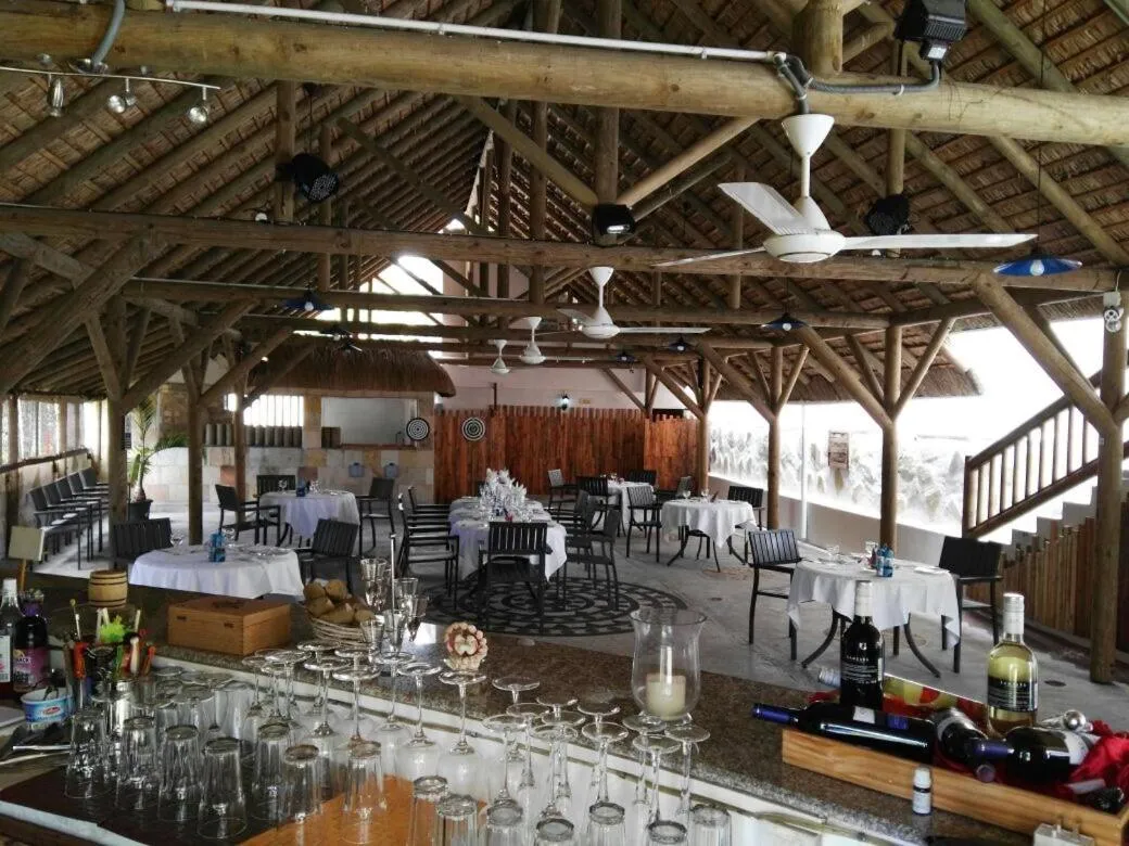 Restaurant/places to eat in Eden Villa